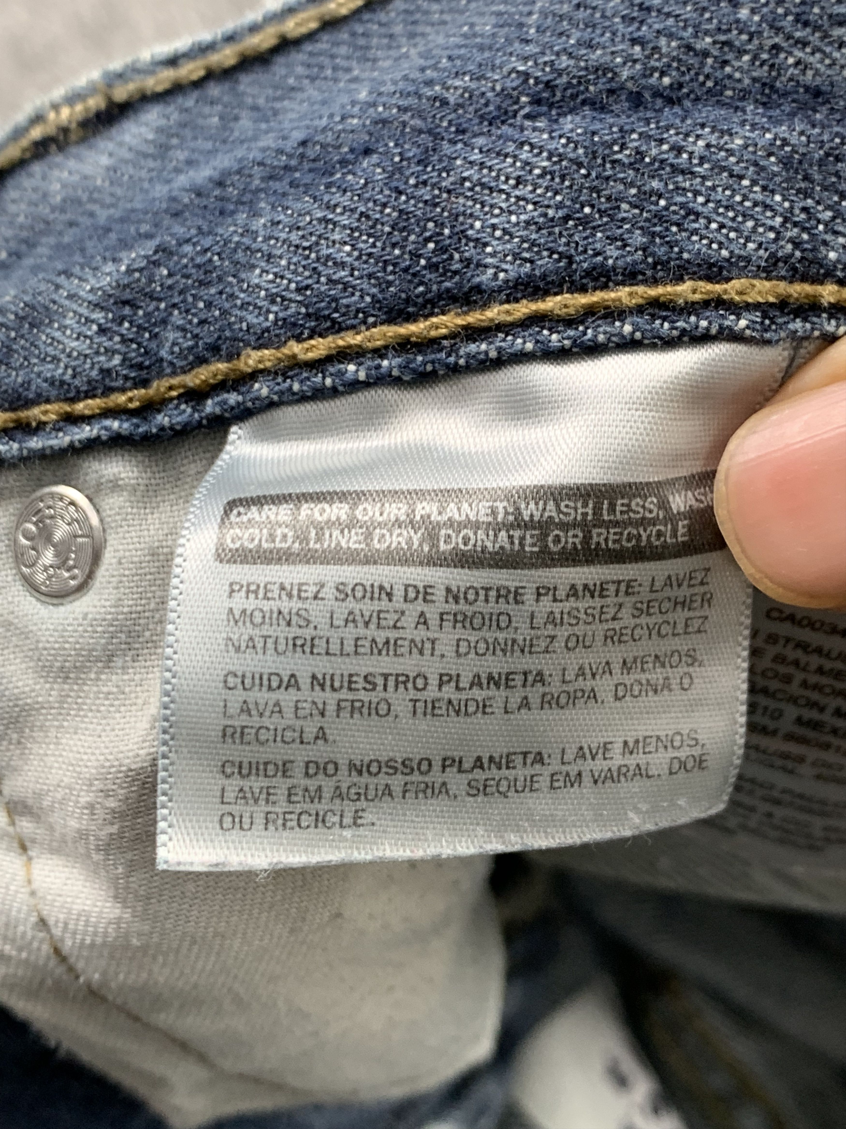 Levi's Vintage Levis 514 Faded Blue Jeans DP2189 Size US 31 - 15 Thumbnail