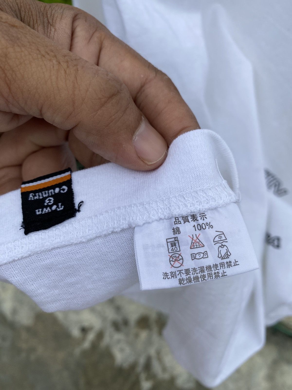 Japanese Brand T&C surf long sleeve tees Size US L / EU 52-54 / 3 - 7 Thumbnail
