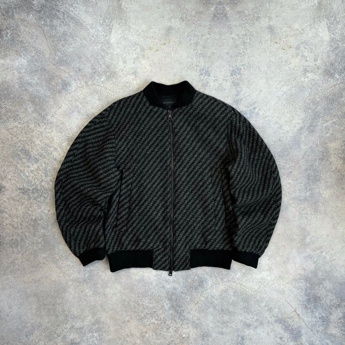 Ann Demeulemeester ANN DEMEULEMEESTER SAMPLE BETTOCA WOOL BOMBER JACKET Size US S / EU 44-46 / 1 - 1 Thumbnail