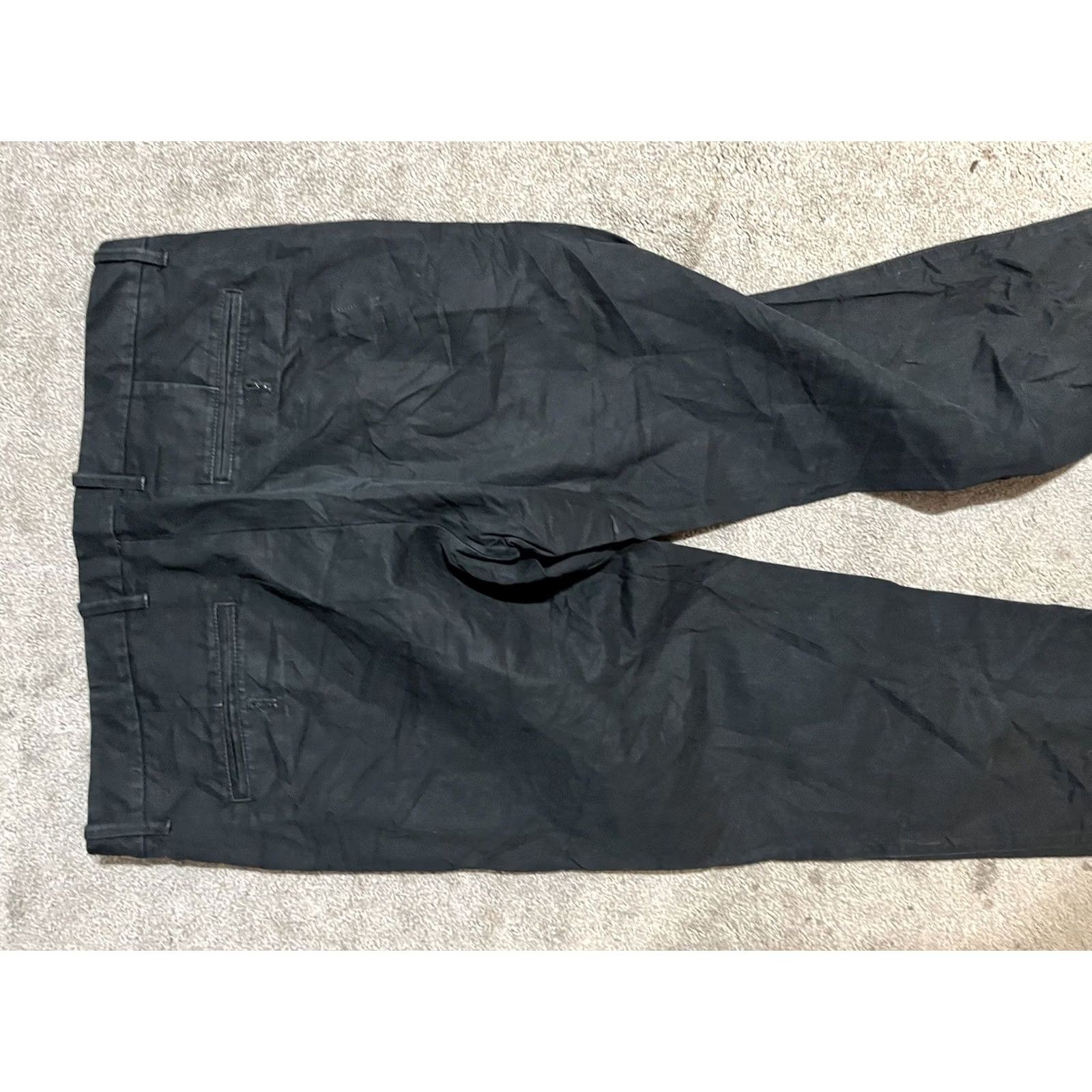 Gap Gap Slim Chino Pants Men 33x30 Black Solid Distressed Front Flat Front Zip Comfort Easy Care Slimming Jeans? Size US 33 - 4 Thumbnail