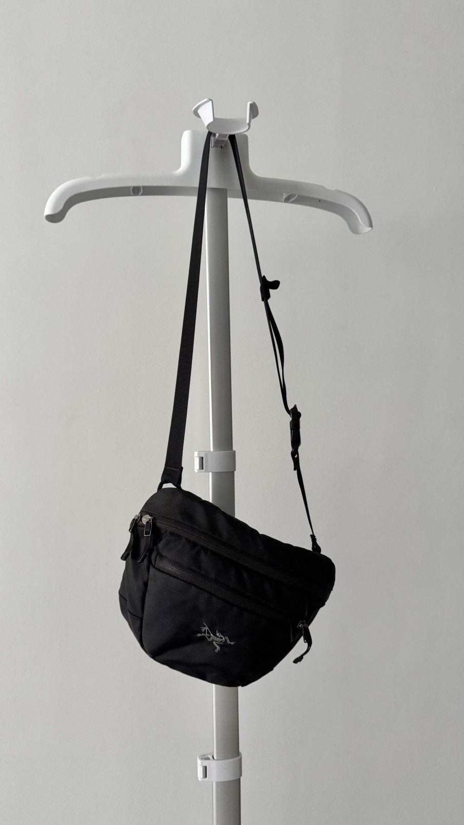 セール未開封Arc'teryx システムA Kraft Waist Pack Arc'teryx system a Kraft Waist Pack - メルカリ