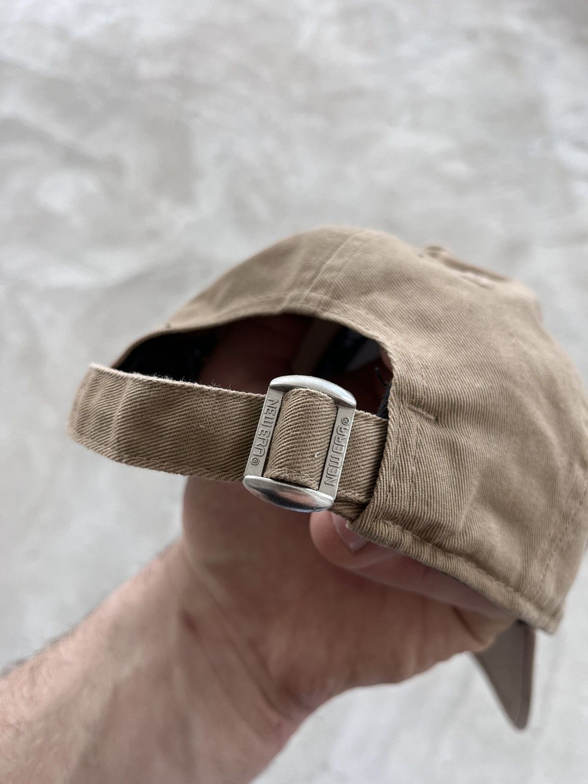 New Era Vintage New Era Beige Cap Embroidered Logo Y2K Avantgarde Size ONE SIZE - 5 Thumbnail