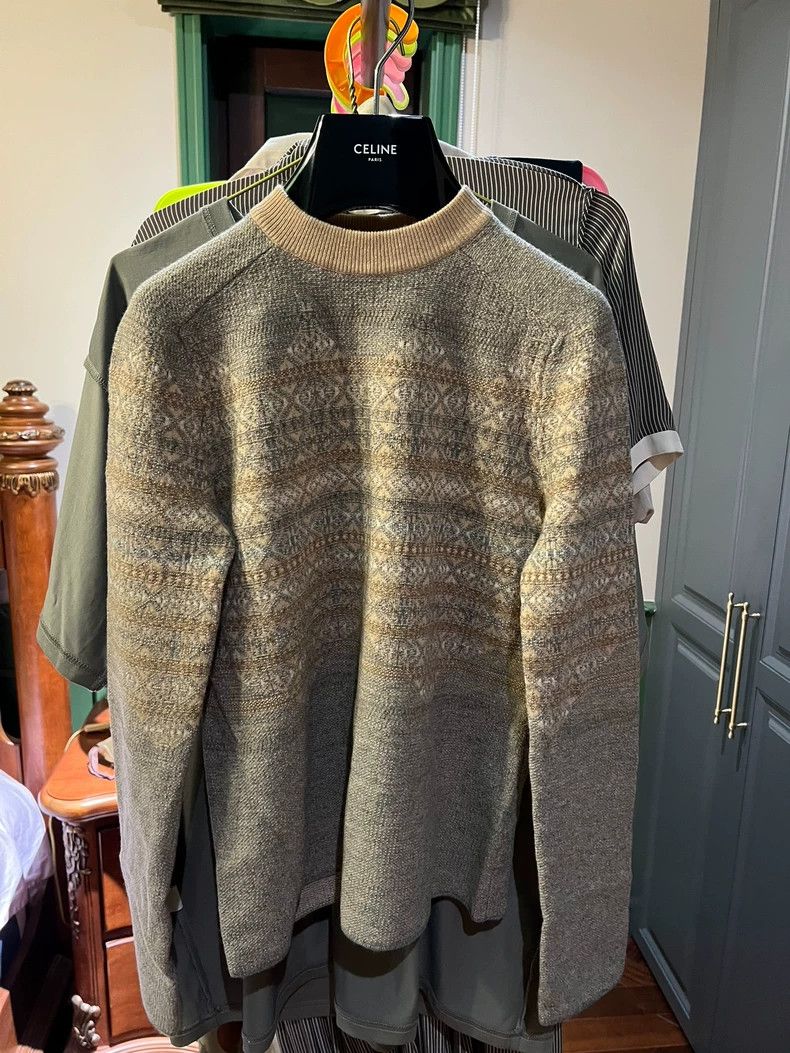 Loro Piana LORO PIANA Round collar warm winter milk tea color sweater Size XS / US 0-2 / IT 36-38 - 2 Thumbnail