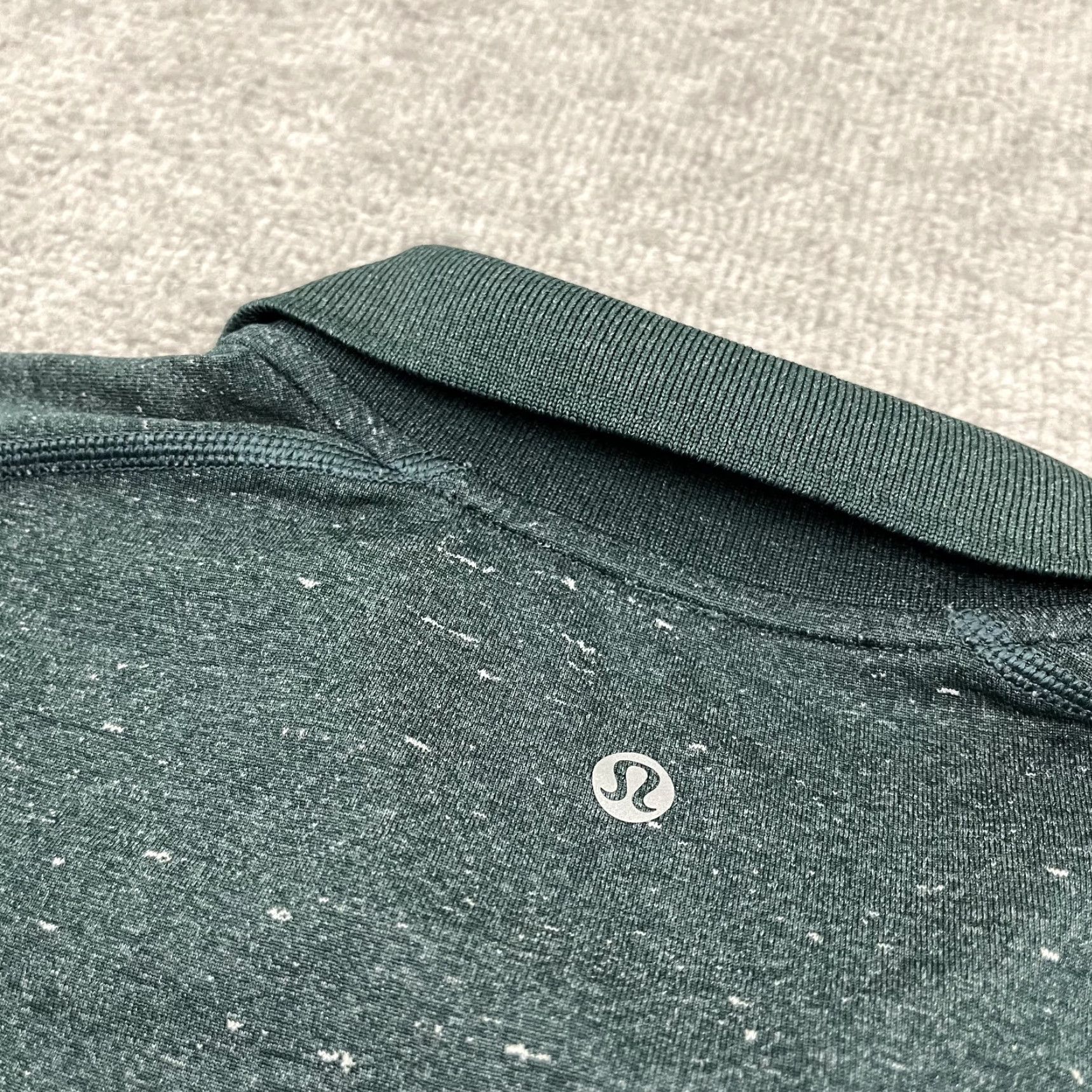 Lululemon Lululemon Shirt Mens Large Green Metal Vent Performance Golf Casual Preppy Size US L / EU 52-54 / 3 - 3 Thumbnail