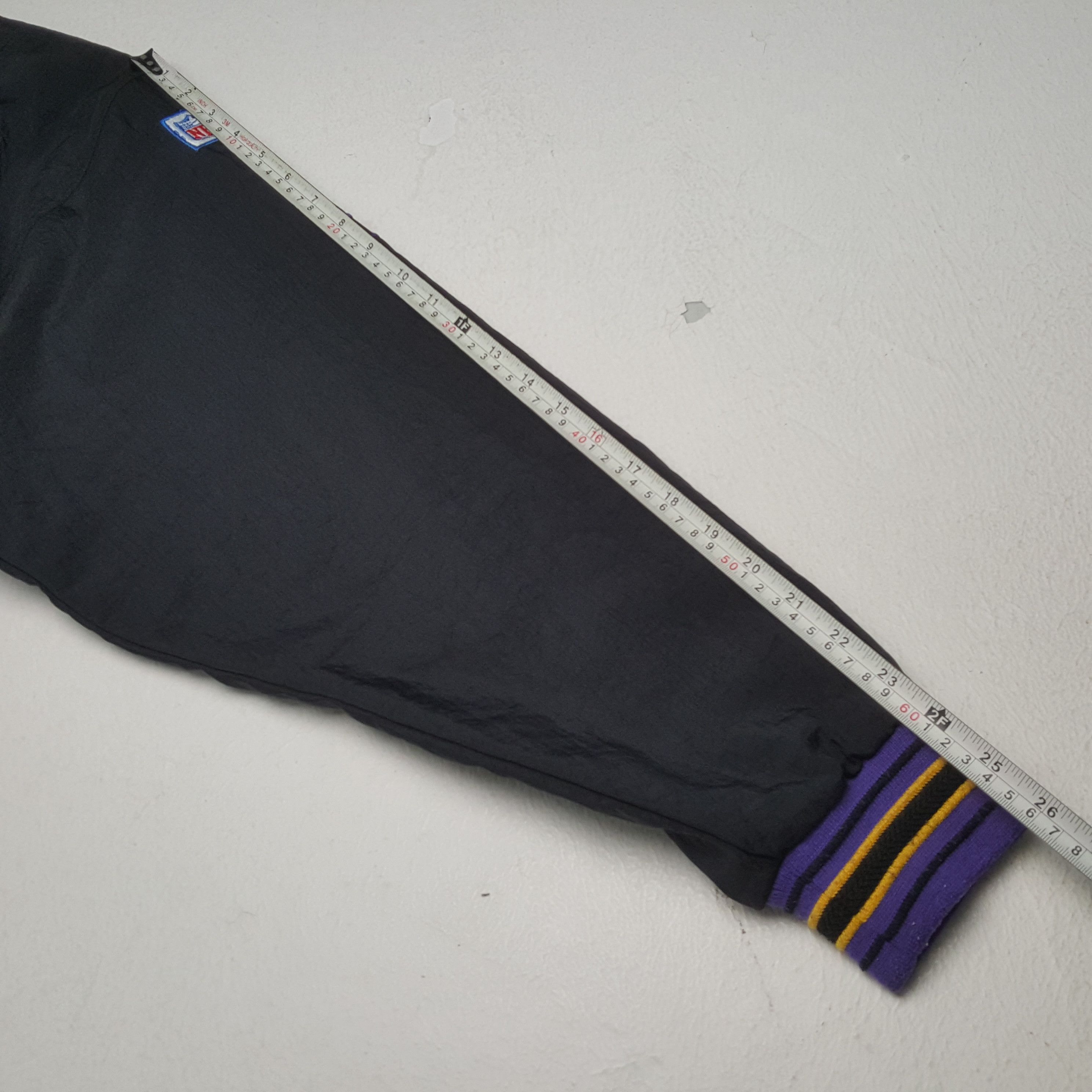 Champion × NFL × Vintage Vintage MINNESOTA VIKING NFL CHAMPION Team Sweatshirts Size US XL / EU 56 / 4 - 6 Thumbnail