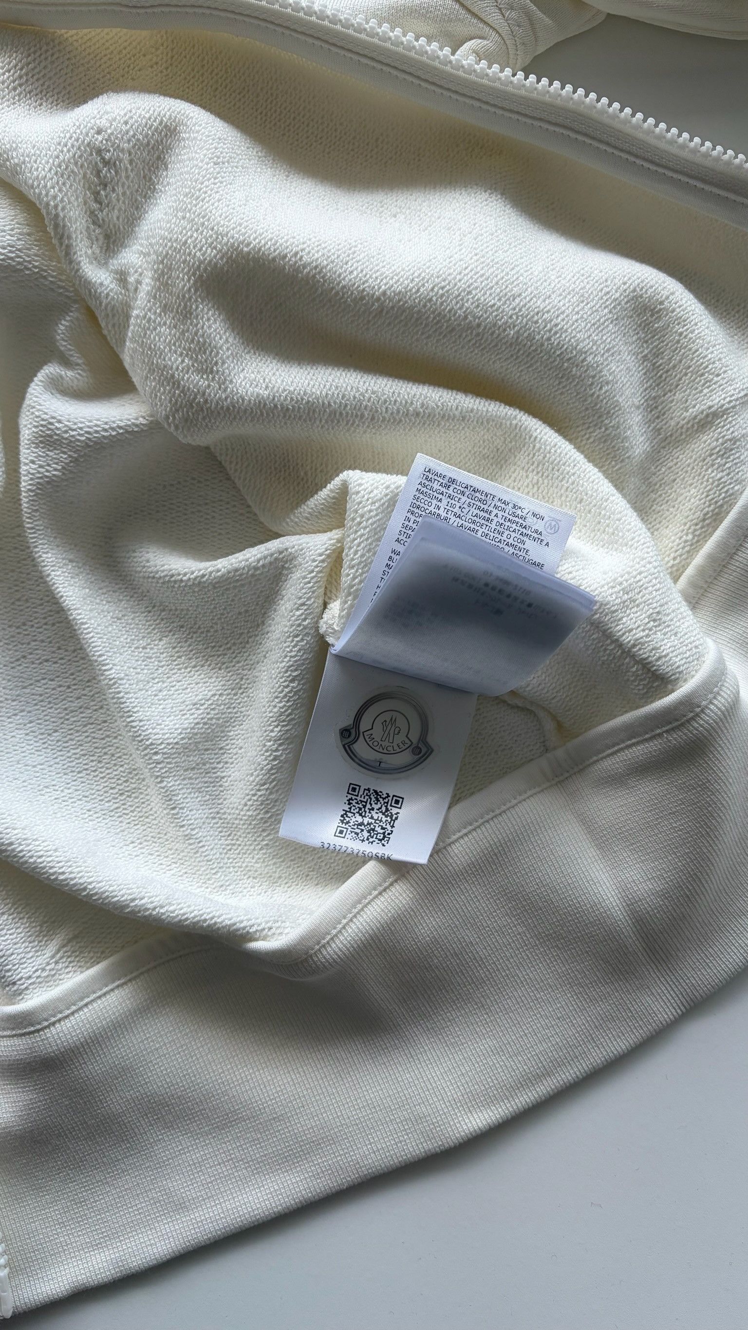 Moncler Moncler White Zip-Up Hoodie Size US M / EU 48-50 / 2 - 7 Thumbnail
