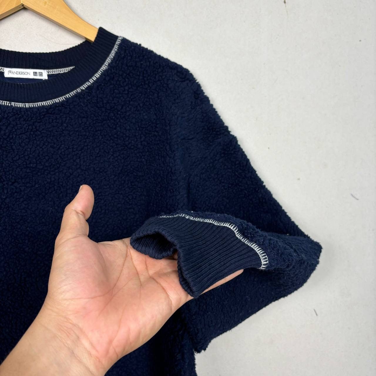 JW Anderson J.W. Anderson X Uniqlo Faux Fur Sherpa Crewneck Sweatshirt Size US L / EU 52-54 / 3 - 6 Thumbnail