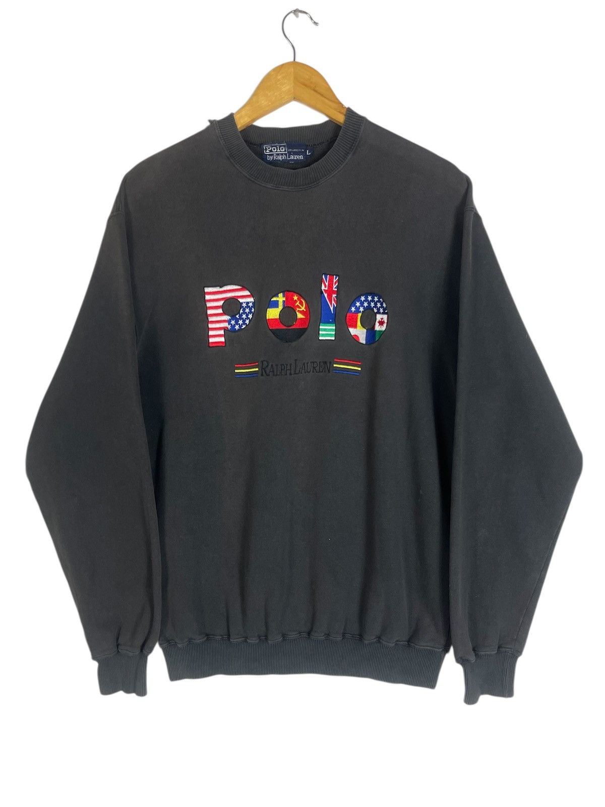 Polo Ralph Lauren VTG 90s Polo Ralph Lauren Multi-Flag Embroidered Sweatshirt Size US M / EU 48-50 / 2 - 1 Thumbnail