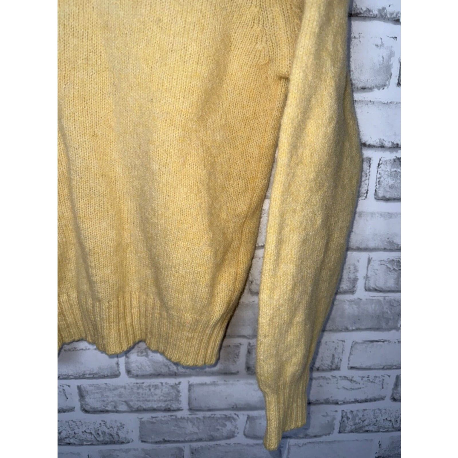 Vintage VINTAGE Amana Women's Medium Yellow Wool Pullover Sweater Long Sleeve Size M / US 6-8 / IT 42-44 - 4 Thumbnail