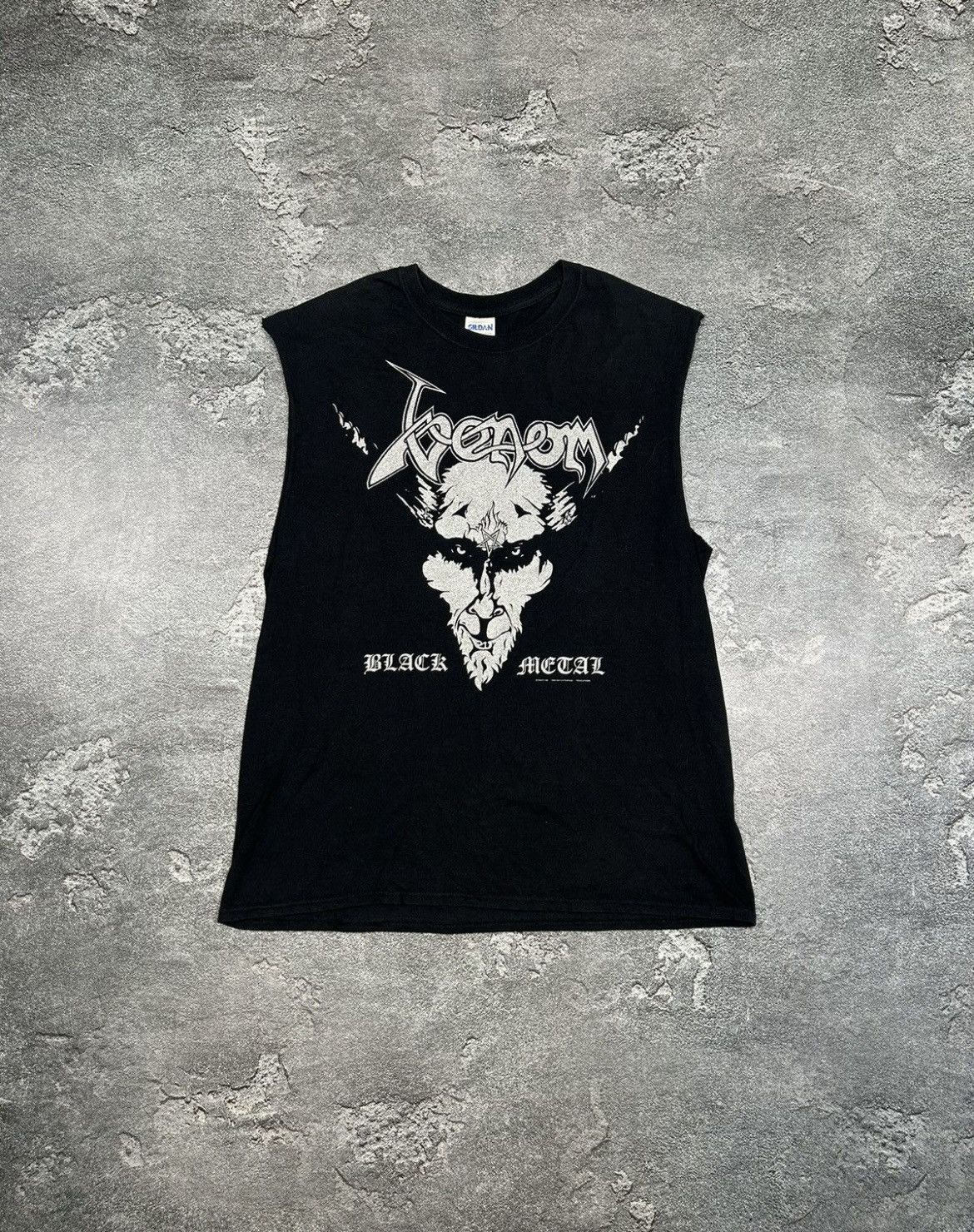 Vintage 1996 Venom Black Metal Graphic Print Tee T-shirt, image size:1170x1480