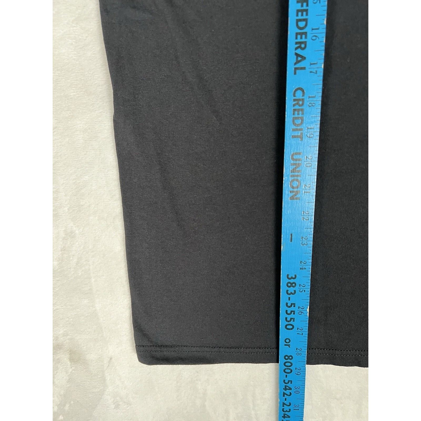 Delta Vintage AC/DC Back In Black T-Shirt Size XL Black Chrome Y2K Size US XL / EU 56 / 4 - 5 Thumbnail