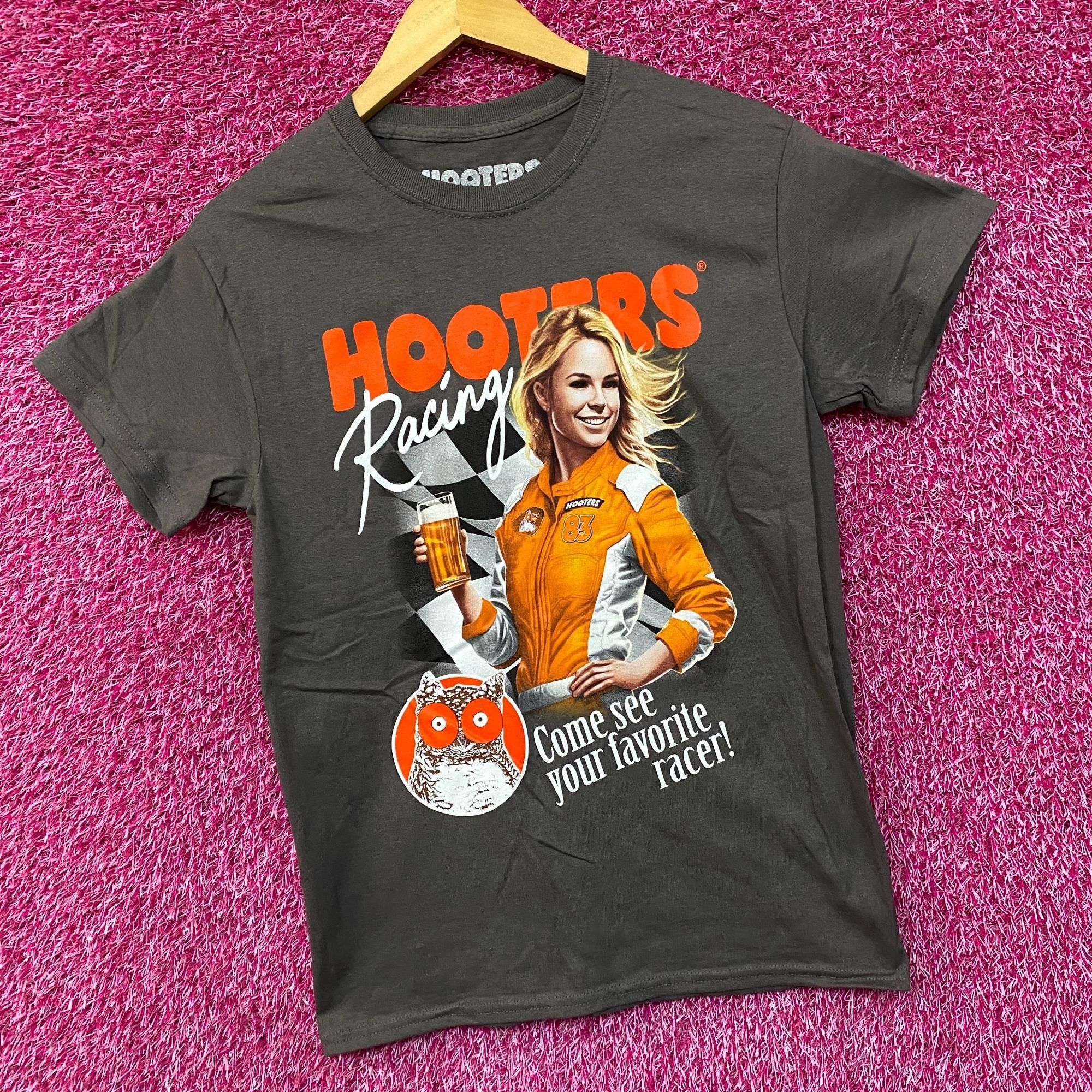 Other Hooters Racing Come See Your Favorite Racer T-Shirt small Size US S / EU 44-46 / 1 - 3 Thumbnail
