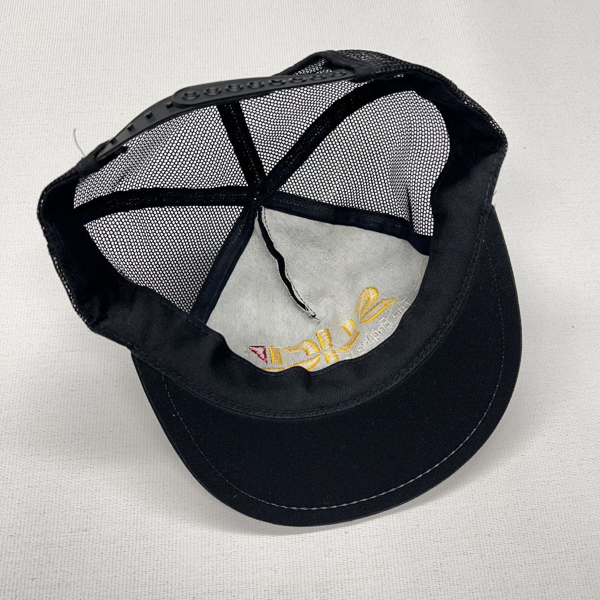 Vintage VTG Slick Trucker Hat Black Snap Back Machine Engine Truck Size ONE SIZE - 7 Thumbnail