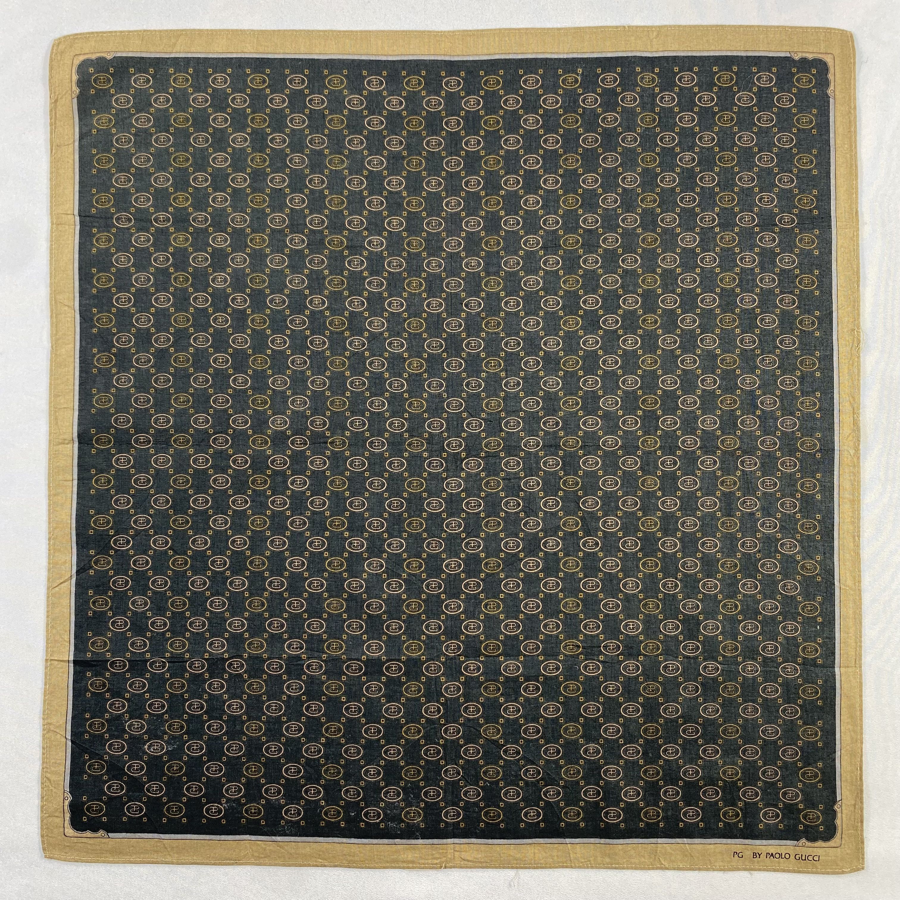 Paolo Gucci Handkerchief / Neckerchief / Bandana-P1708