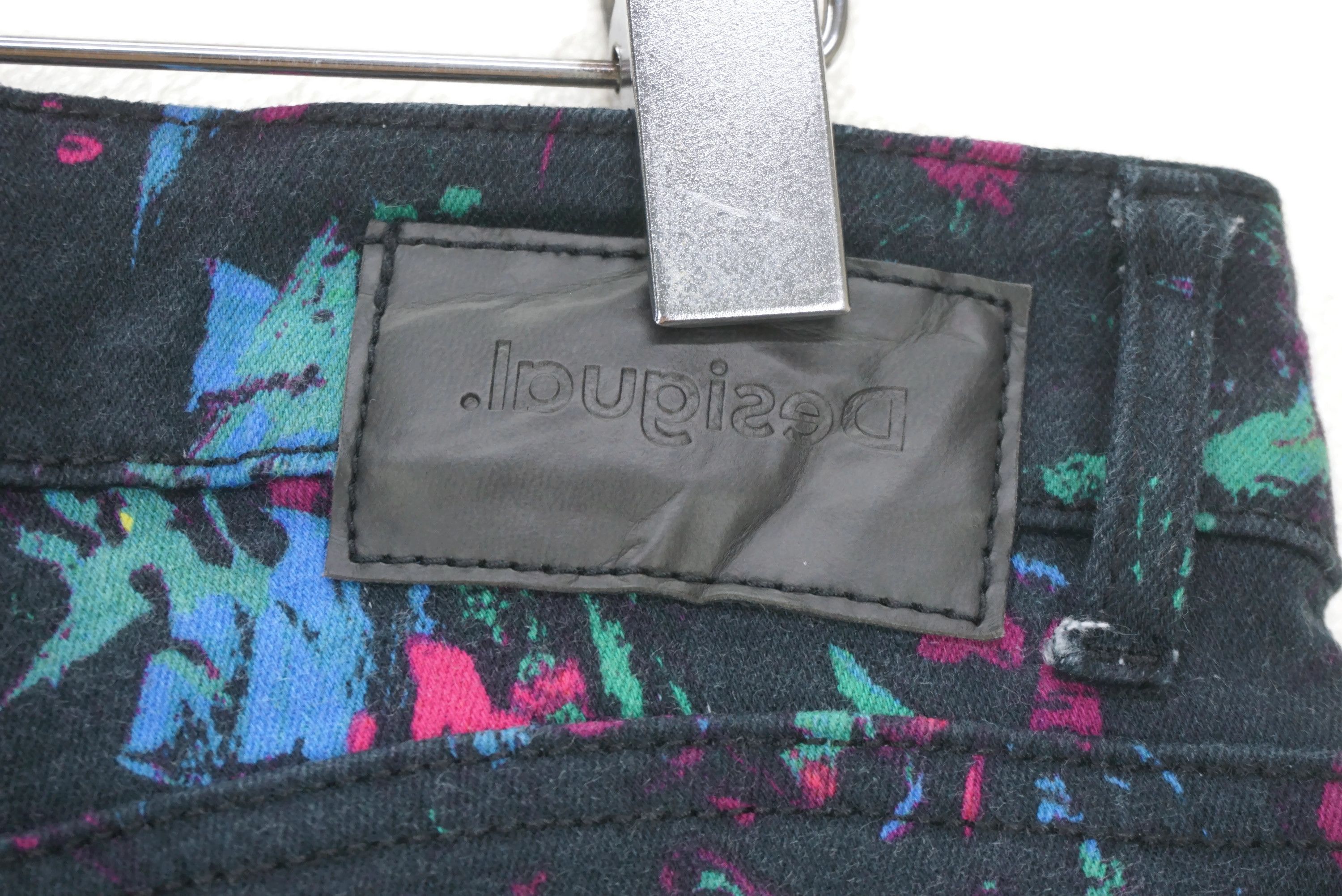 Desigual Paint Splashed Pants fit W32xL26.5 Desigual Cropped Jorts Size 32" / US 10 / IT 46 - 9 Thumbnail