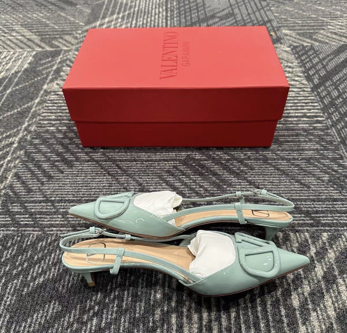 Valentino Valentino V Logo Leather Buckle Stiletto Heels J42 Size US 6 / IT 36 - 5 Thumbnail