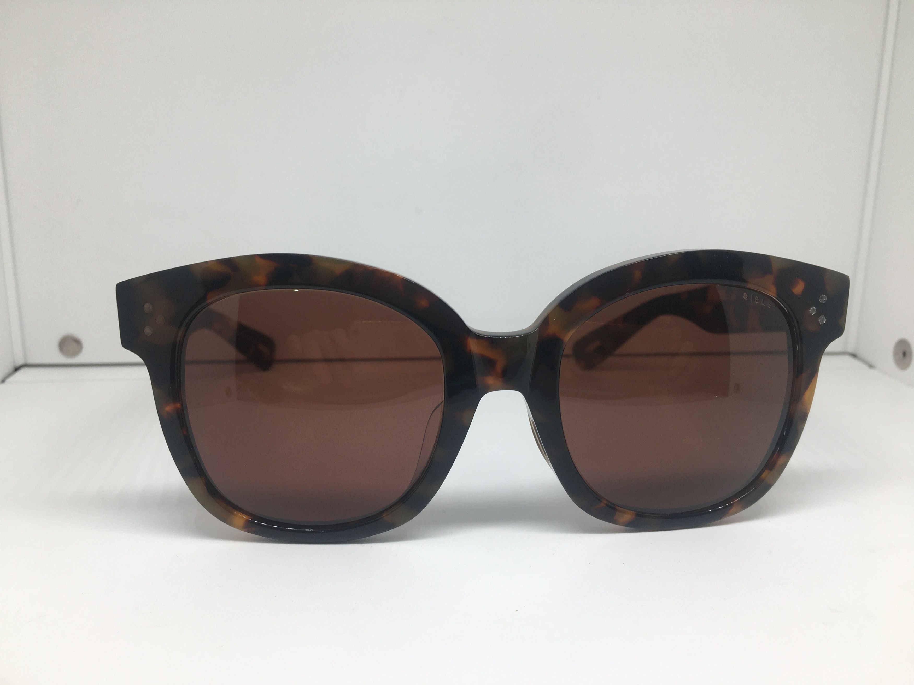 Sisley Sisley S8848 Tortoise Oversize Sunglasses Frame Size ONE SIZE - 2 Thumbnail