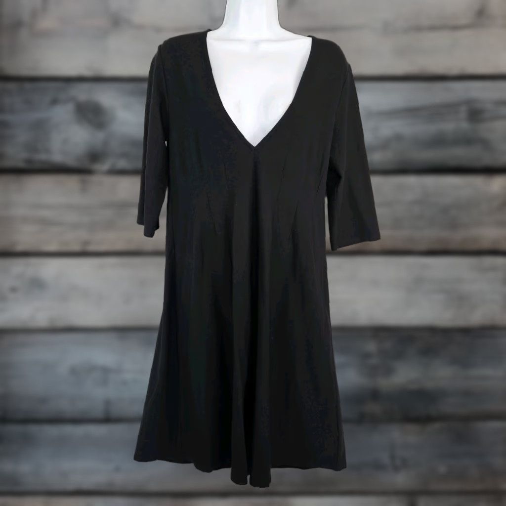 Eileen Fisher Eileen Fisher Dress Womens Solid Black 3/4 Sleeve V-Neck M Knee Length A-Line Womens **Note:** Ensure no extra text; only title. Size M / US 6-8 / IT 42-44 - 1 Thumbnail