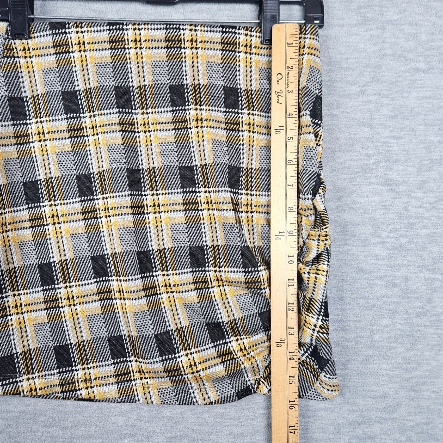Urban Outfitters Urban Outfitters Plaid Asymmetrical Ruffle Mini Skirt S NEW Women Skirt Short Multicolor Pattern 2020s Size 28" / US 6 / IT 42 - 7 Thumbnail