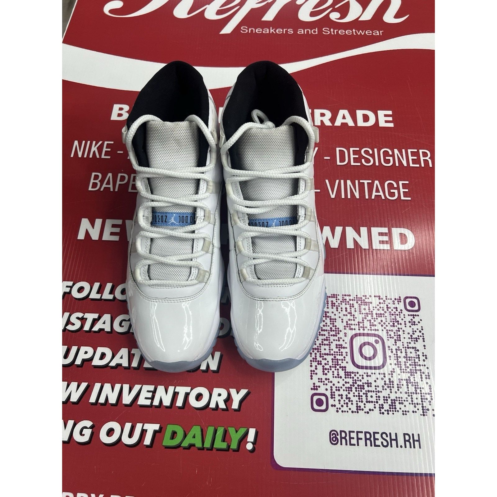 Jordan Brand Air Jordan 11 Retro Legend Blue Size 10.5 (CT8012-104) Size US 10.5 / EU 43-44 - 4 Thumbnail