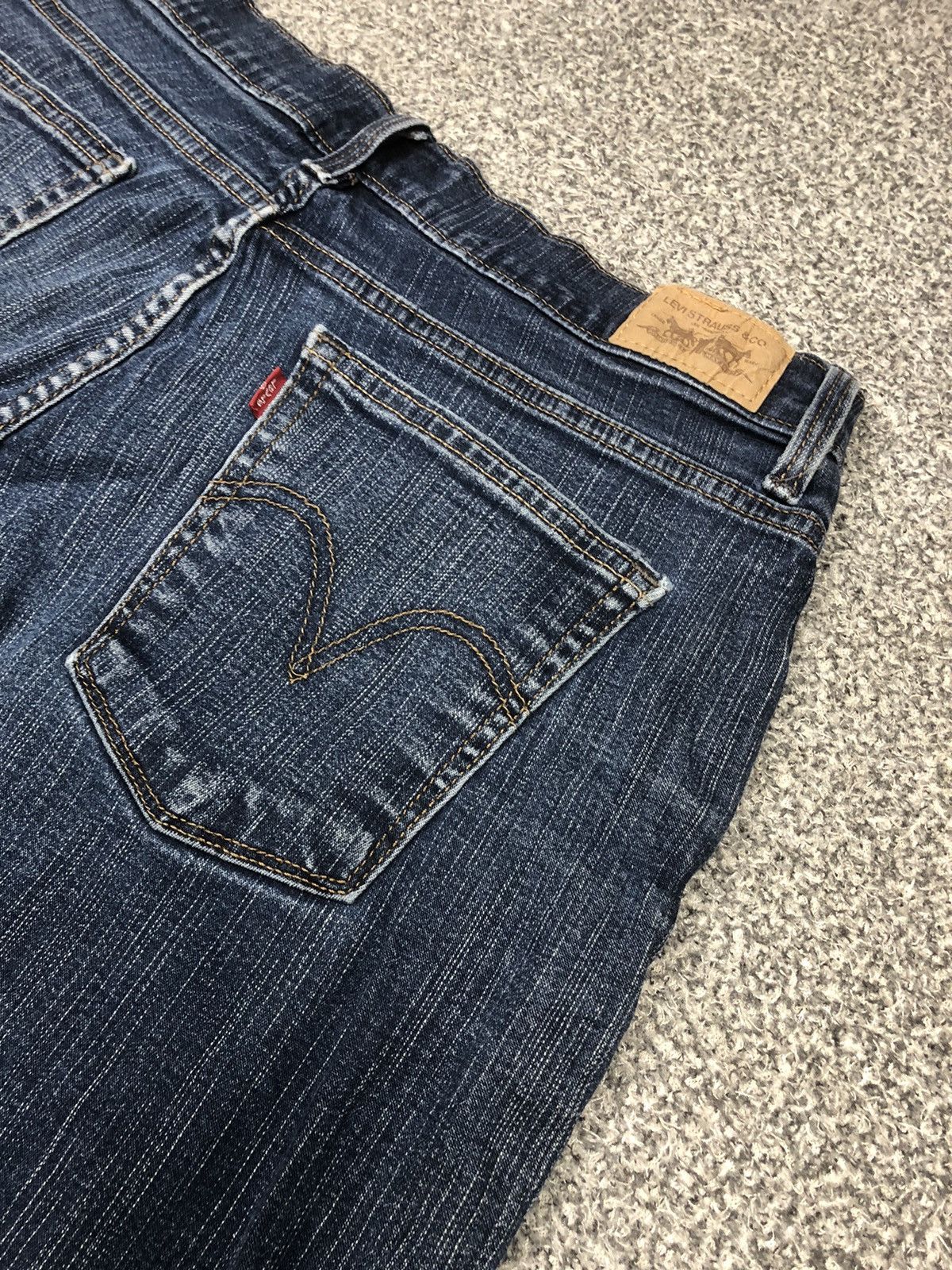 Japanese Brand × Levi's × Vintage Levis 548 Perfectly Slimming Jorts Jeans Size 35" - 12 Thumbnail