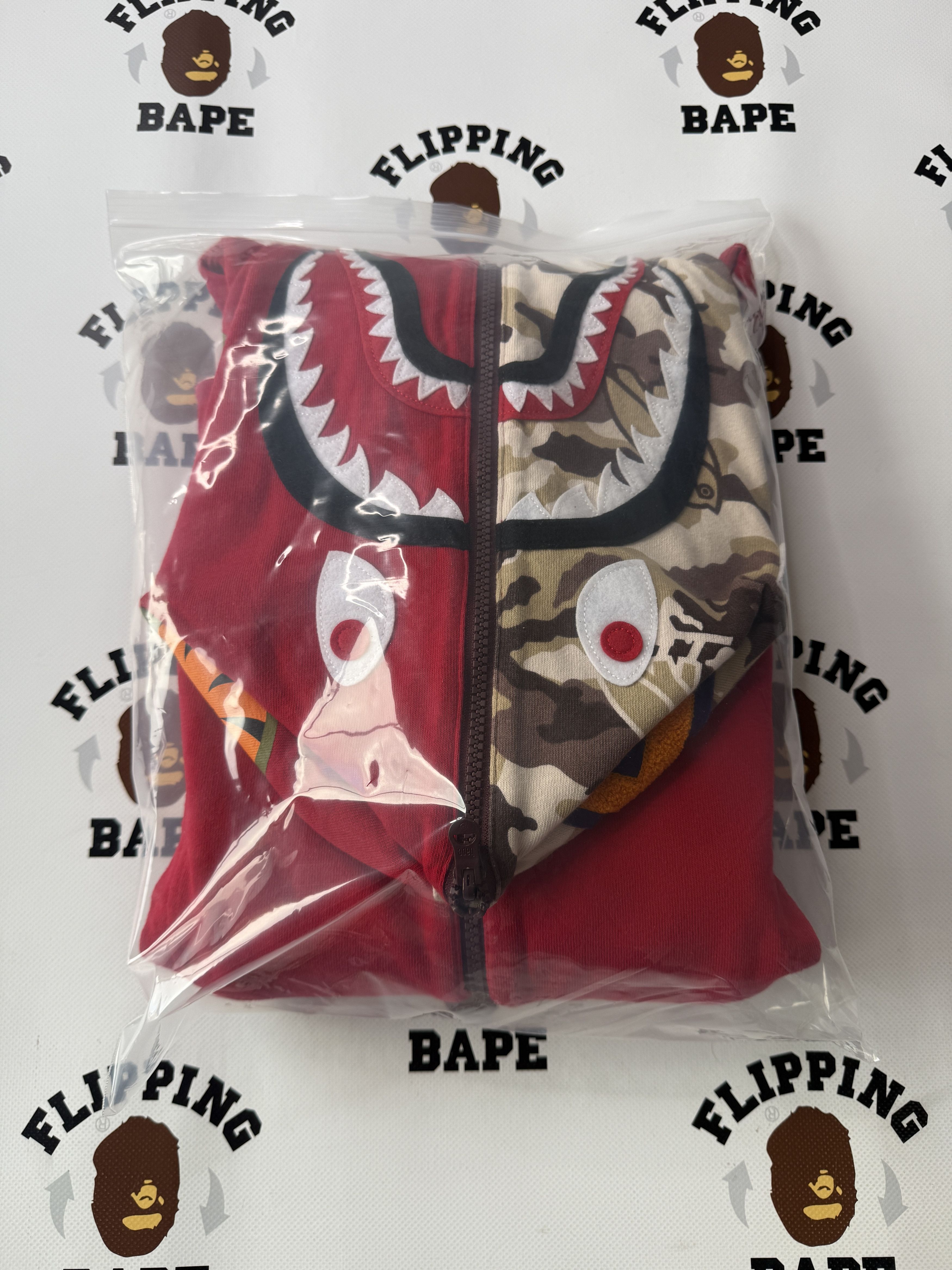Bape × October's Very Own BAPE X OVO REVERSIBLE SHARK FULL ZIP HOODIE Size US XL / EU 56 / 4 - 19 Thumbnail