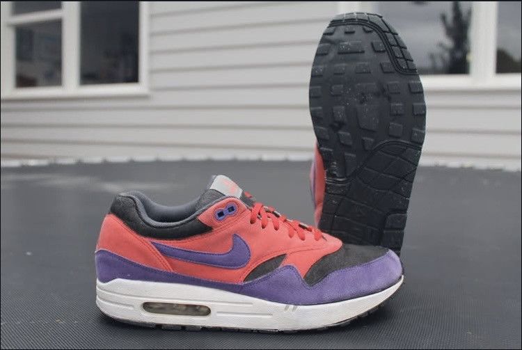 Nike ACG NikeAirMax1ACGTeamRed/Violet/Black2010(308866-019)SizeUS9.5 Size US 9.5 / EU 42-43 - 3 Thumbnail