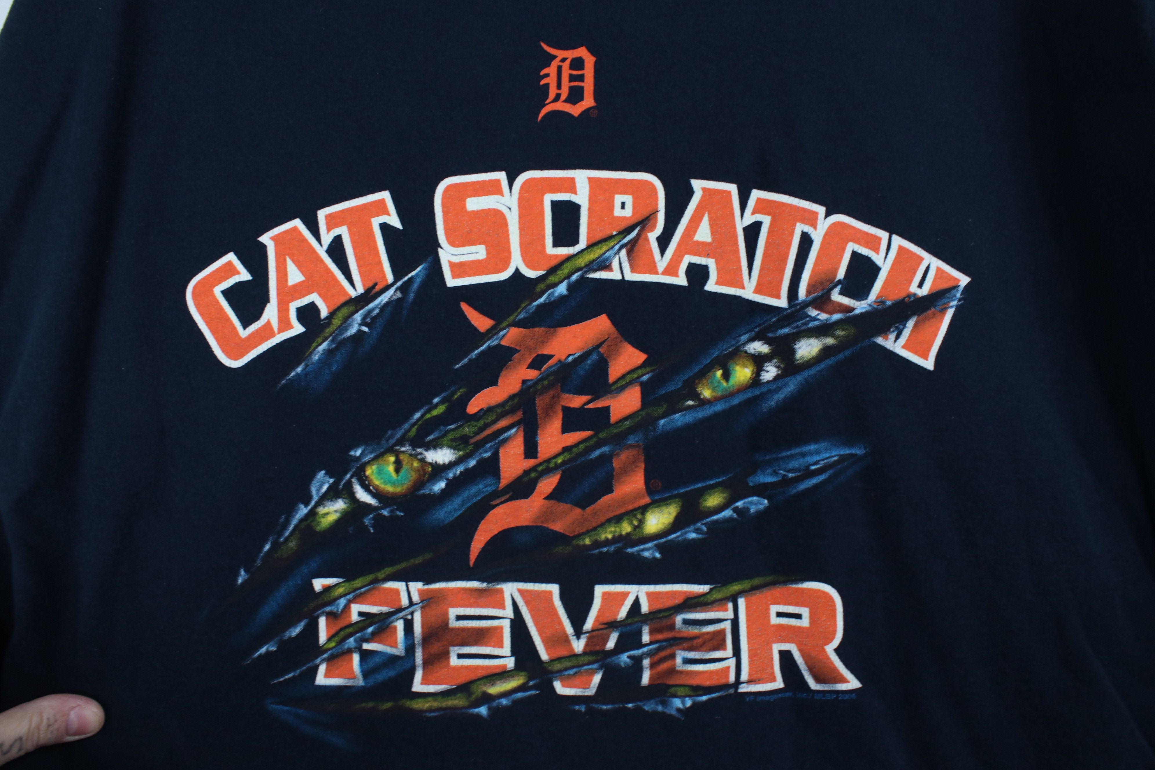 Vintage Vintage Y2K Scratch Fever Detroit Tigers Baseball T-Shirt Size US XXL / EU 58 / 5 - 4 Thumbnail