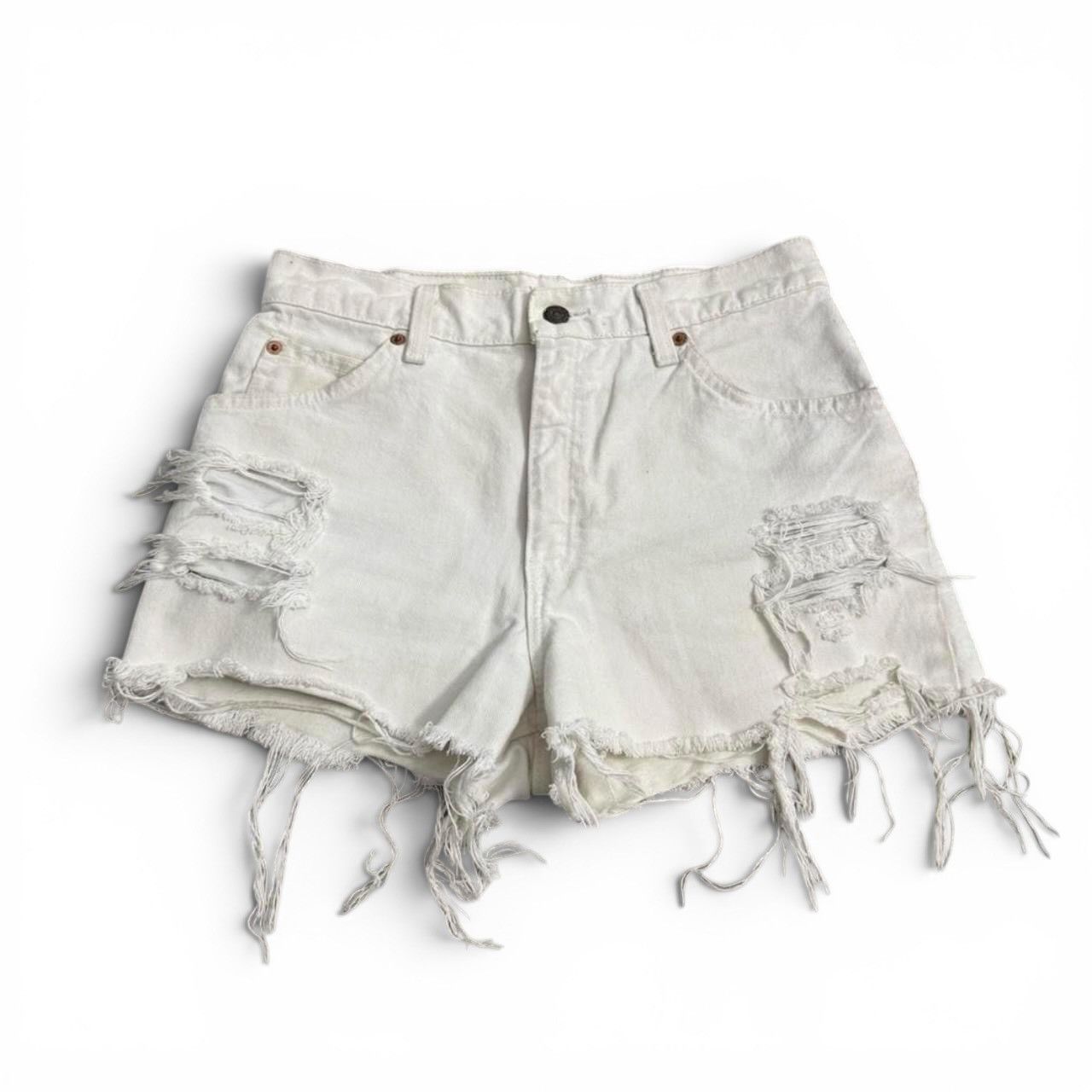 Levi's Vintage Clothing Vintage Levi 950 Distressed White Denim Shorts Size 28" / US 6 / IT 42 - 2 Thumbnail