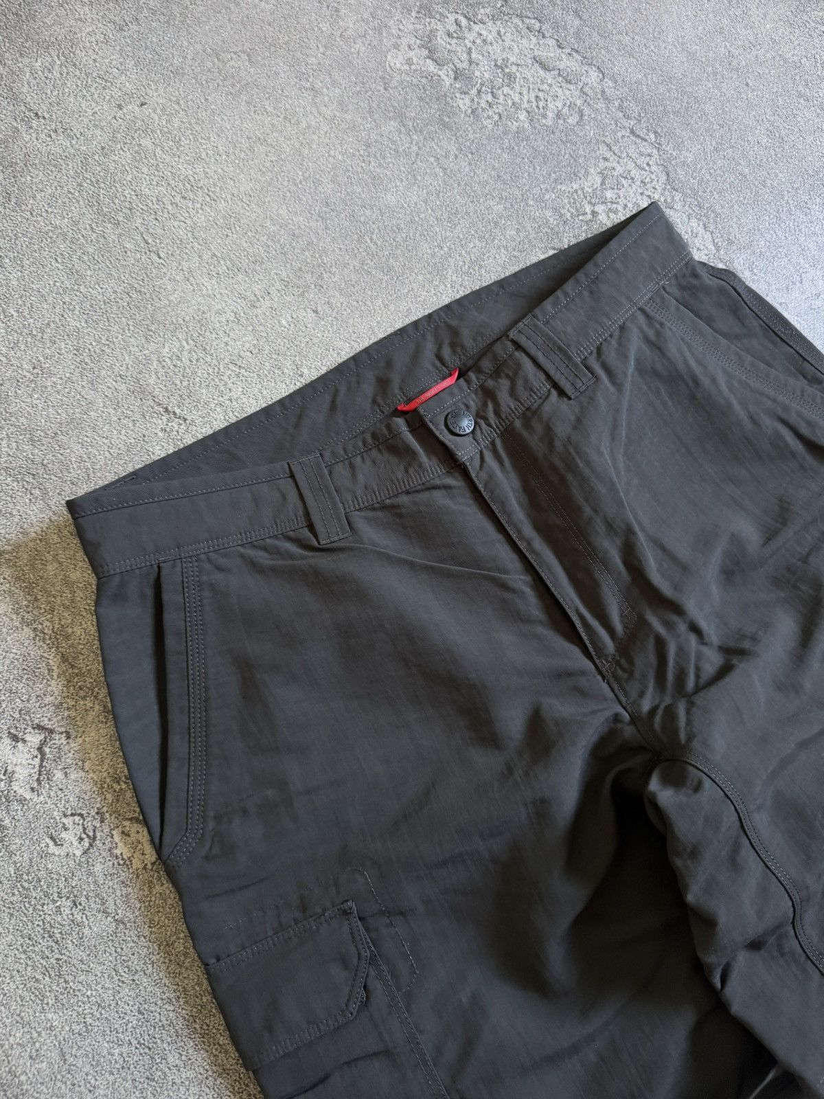 The North Face The North Face TNF 32size outdoor cargo shorts 🩳 gorpcore Size US 32 / EU 48 - 2 Thumbnail