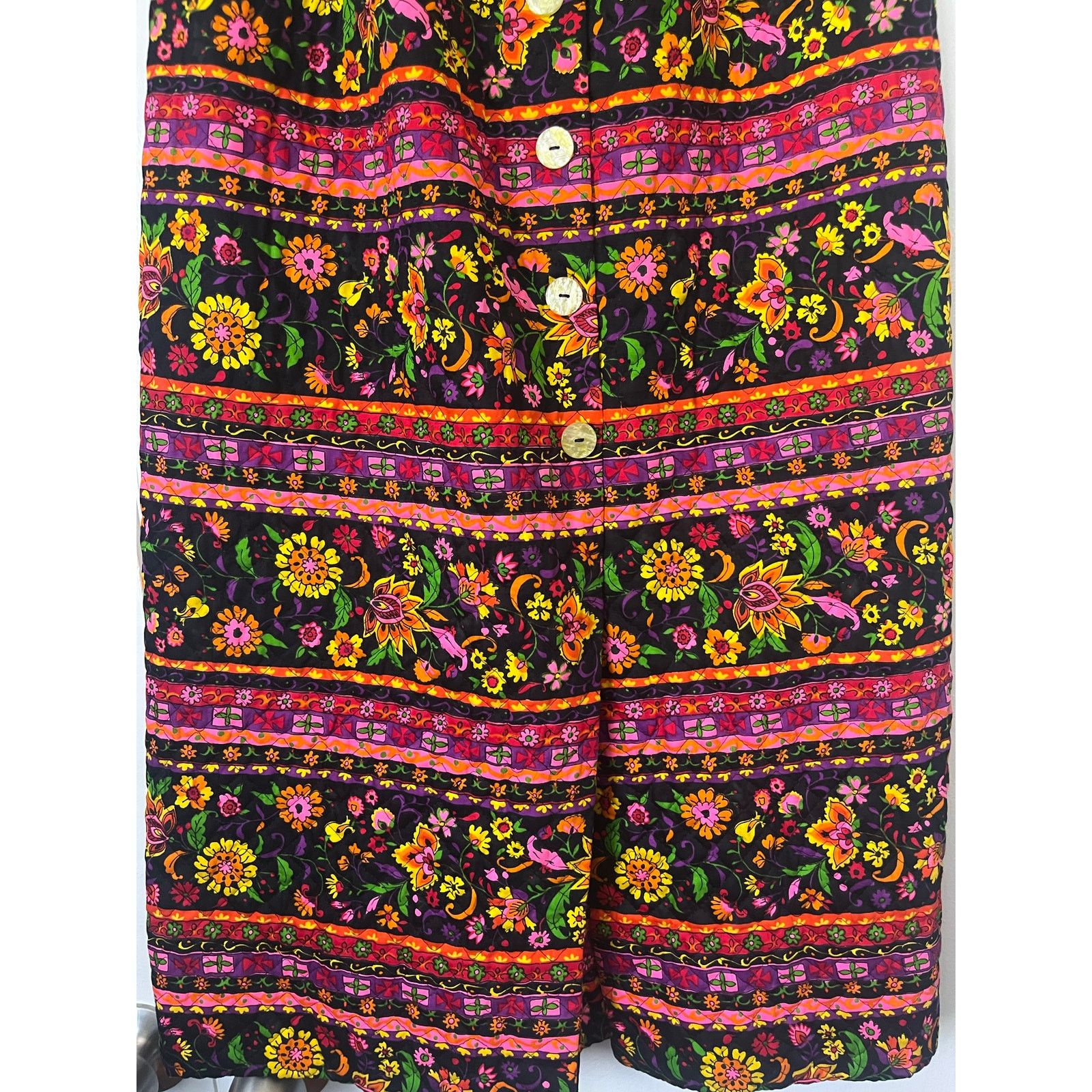 Vintage Vintage 70s Flower Power Black Pink Quilt Maxi Skirt X Small Size 26" / US 2 / IT 38 - 4 Thumbnail
