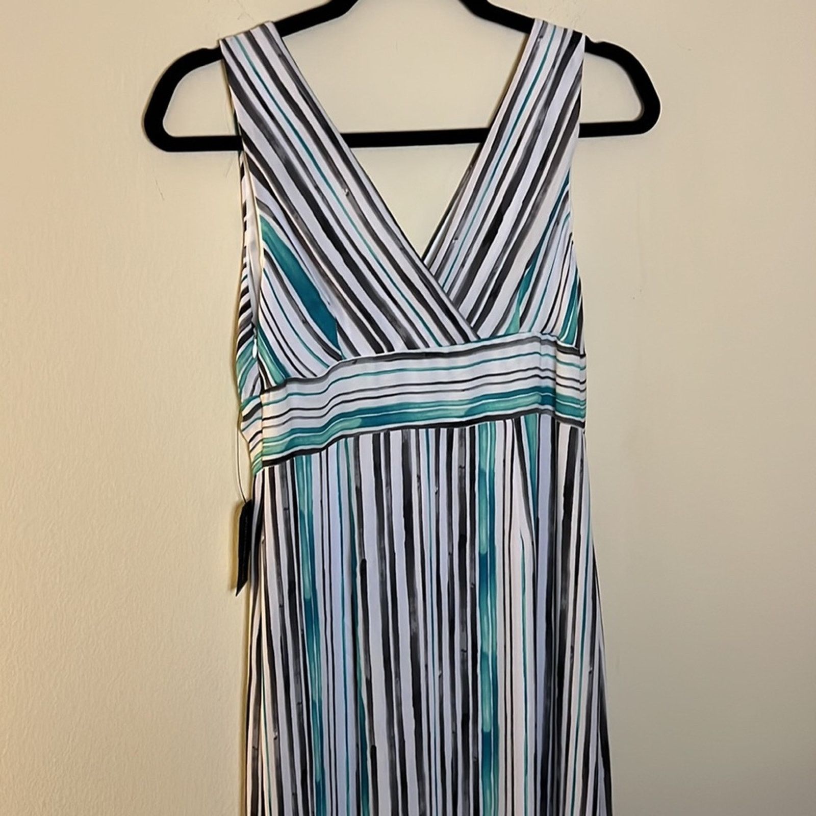 Worthington Worthington Sleeveless V-Neck Striped Maxi Dress Size 6 Size M / US 6-8 / IT 42-44 - 9 Thumbnail