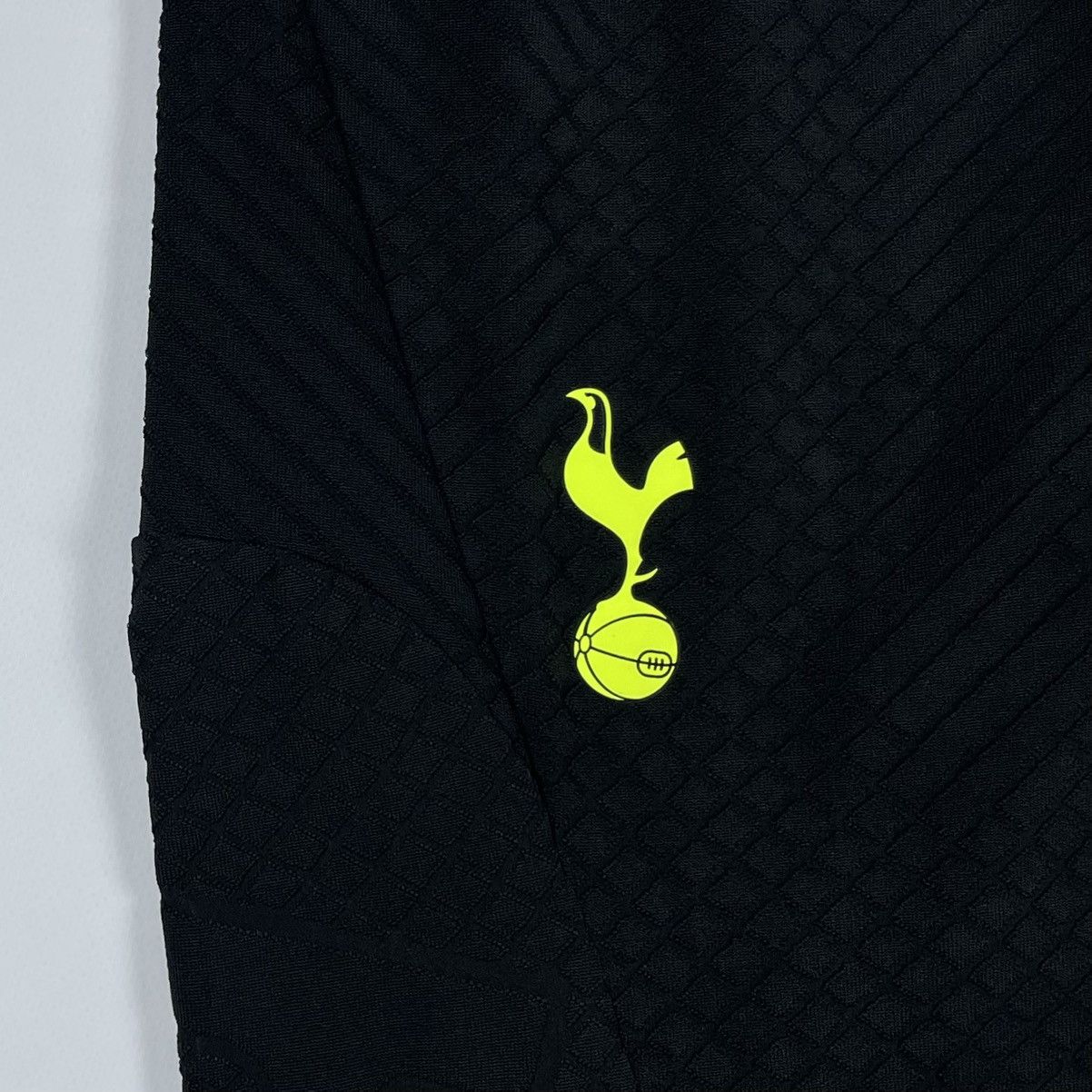 Nike Nike Tottenham Hotspur Soccer Sweatpants Pants Size US 30 / EU 46 - 7 Thumbnail