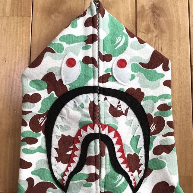 Bape 2008 🔥Sendai Store Camo🔥 shark full zip hoodie BAPE NIGO APE Size US S / EU 44-46 / 1 - 3 Thumbnail