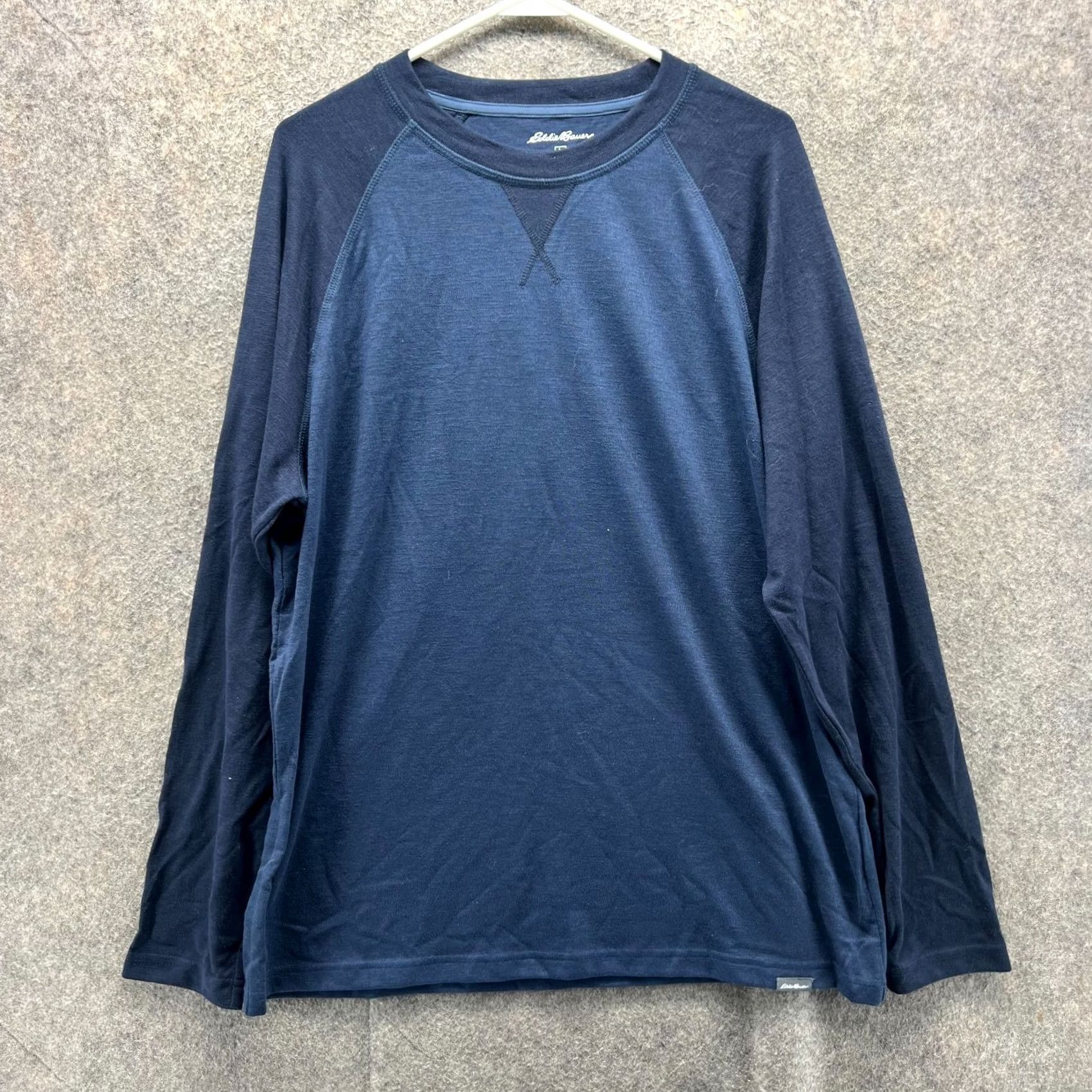Eddie Bauer VINTAGE is not present; Original is not vintage. Title: Eddie Bauer Shirt Mens Large Navy Blue Long Sleeve Crewneck Cotton Pullover Size US L / EU 52-54 / 3 - 2 Thumbnail