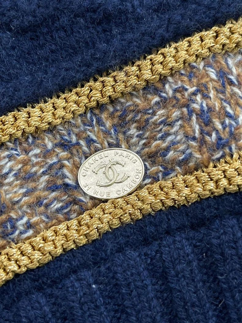 Chanel Chanel Women's Castle High-end Workshop Knitted Sweater Size XXS / US 00 / IT 34 - 5 Thumbnail