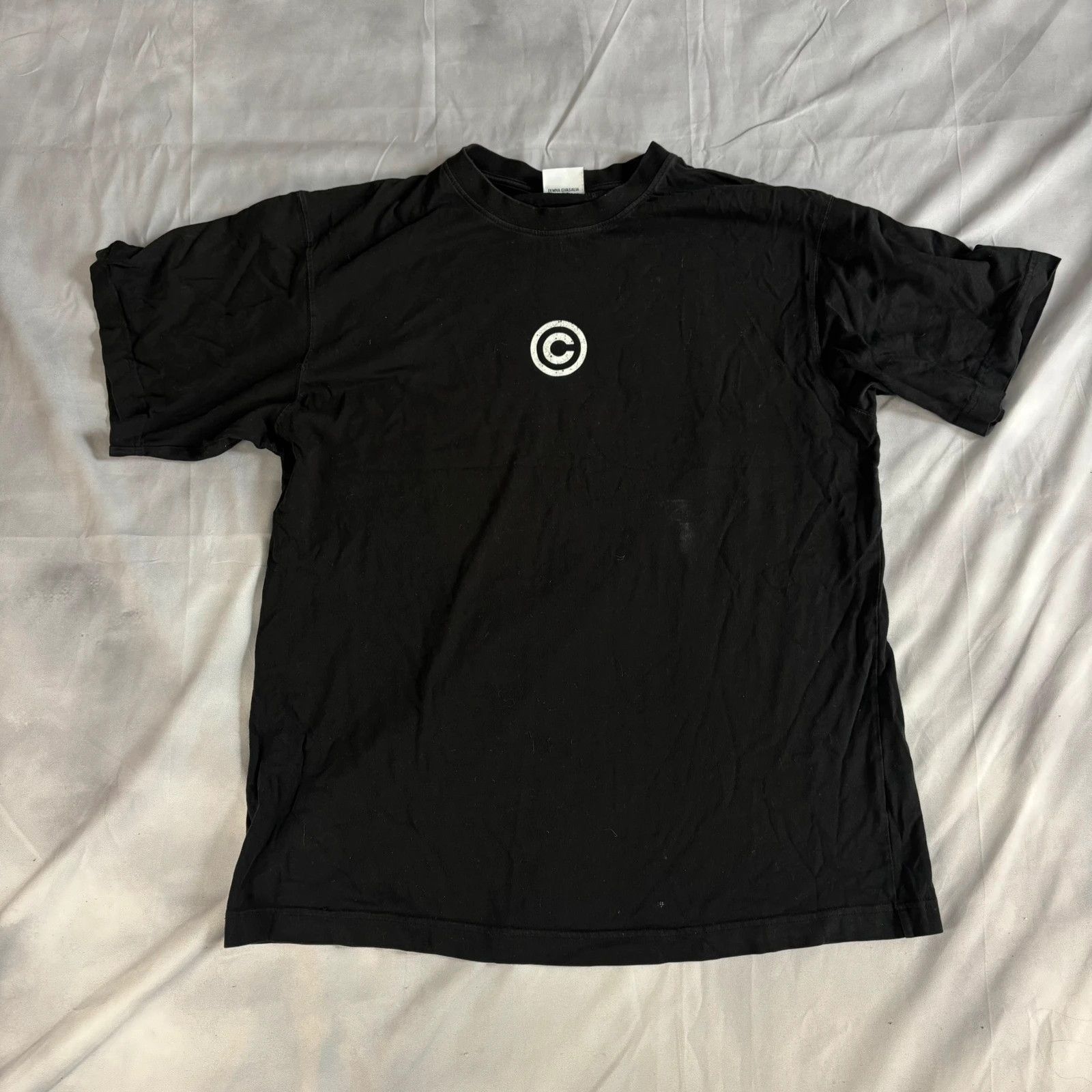 Vetements Vetements copyright t shirt Size US L / EU 52-54 / 3 - 1 Thumbnail