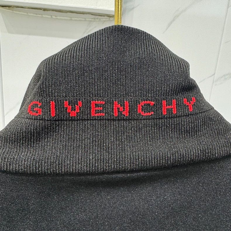Givenchy Givenchy Four-Grid Black and Red Embroidered Logo Zippered Size US L / EU 52-54 / 3 - 7 Thumbnail