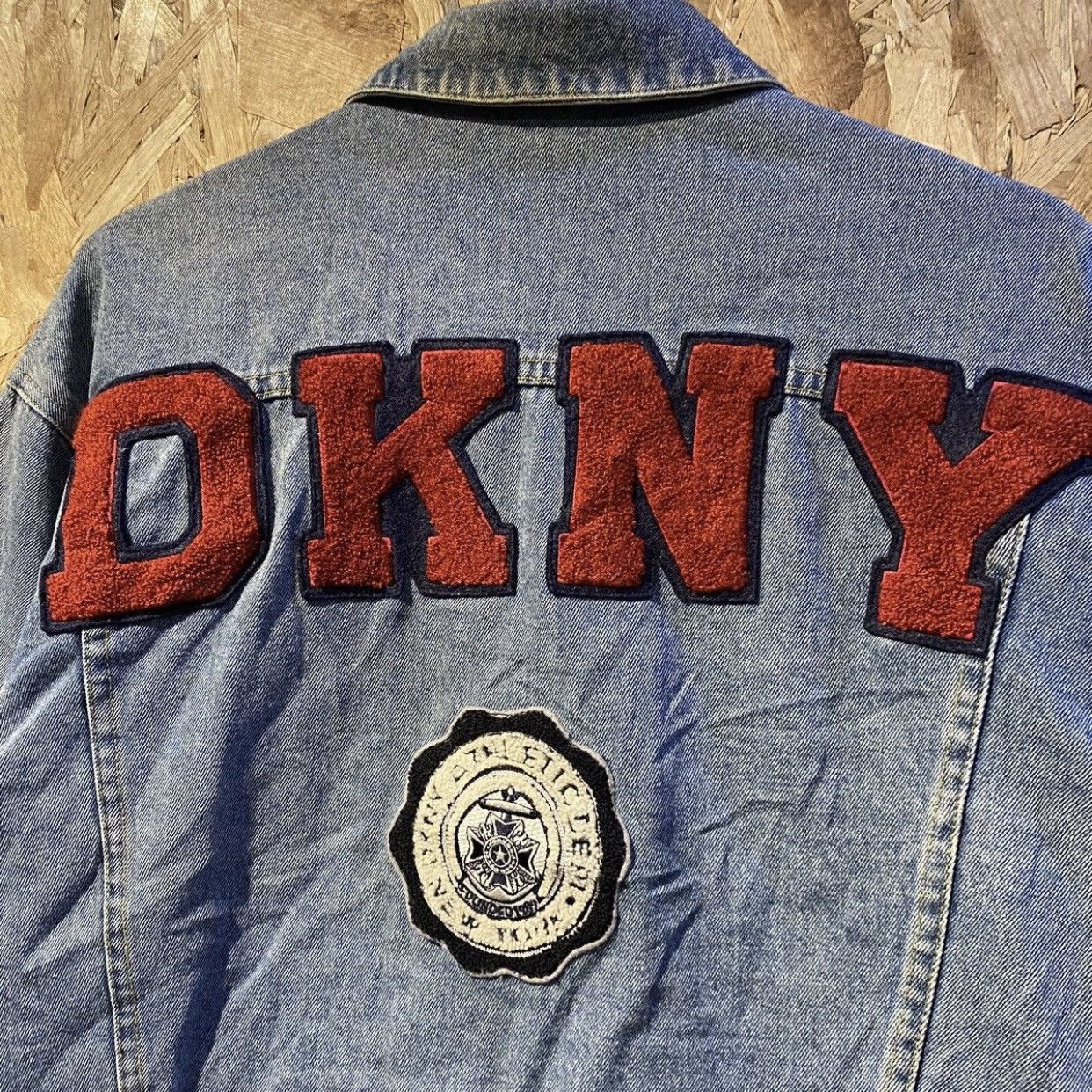 DKNY × Vintage Rare 90s Vintage DKNY AMERICAN ATHLETIC NYC Jeans Jackets Size US M / EU 48-50 / 2 - 3 Thumbnail