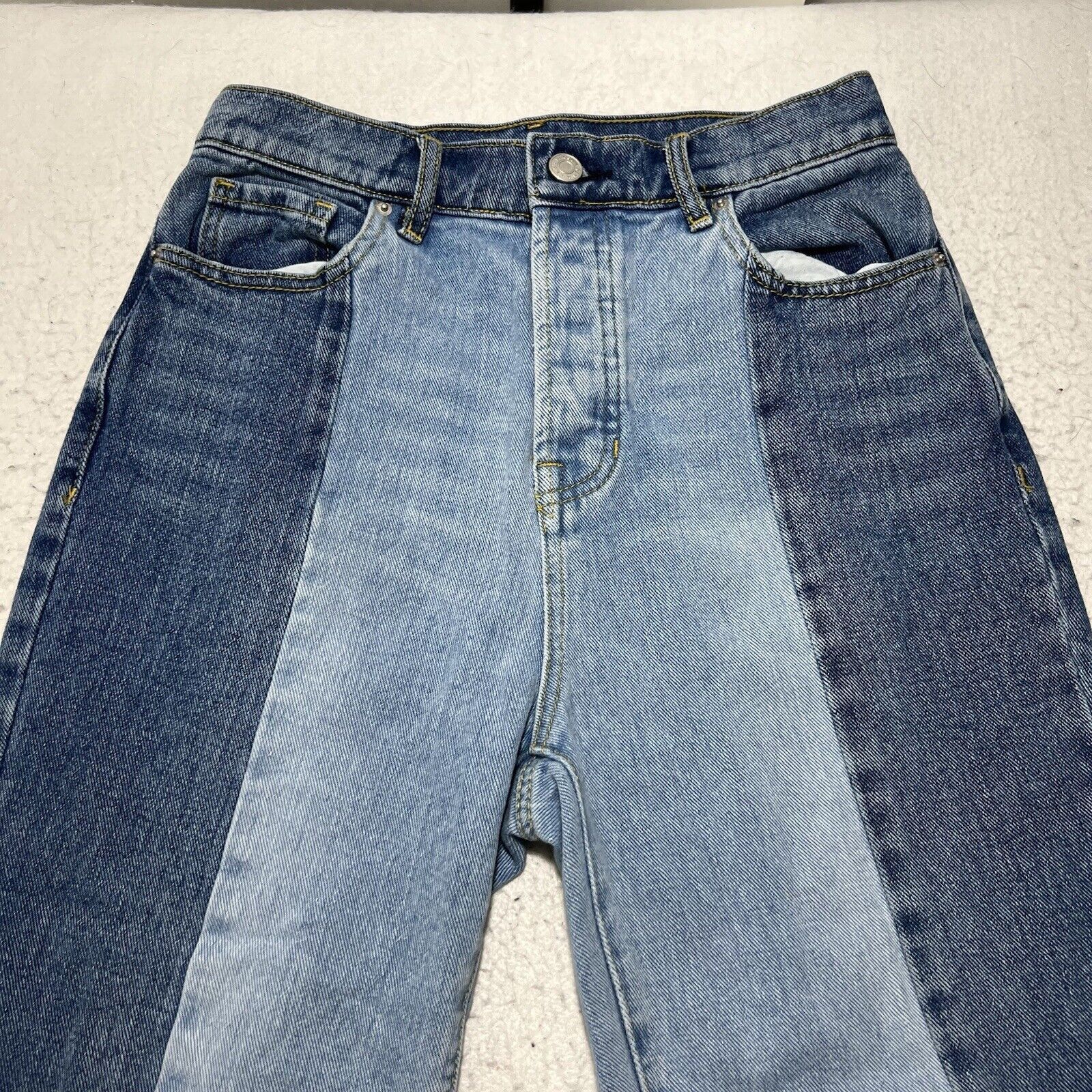 Pacsun PacSun 25 High Rise Straight Leg Button Denim Jeans Blue Size 26" / US 2 / IT 38 - 2 Thumbnail