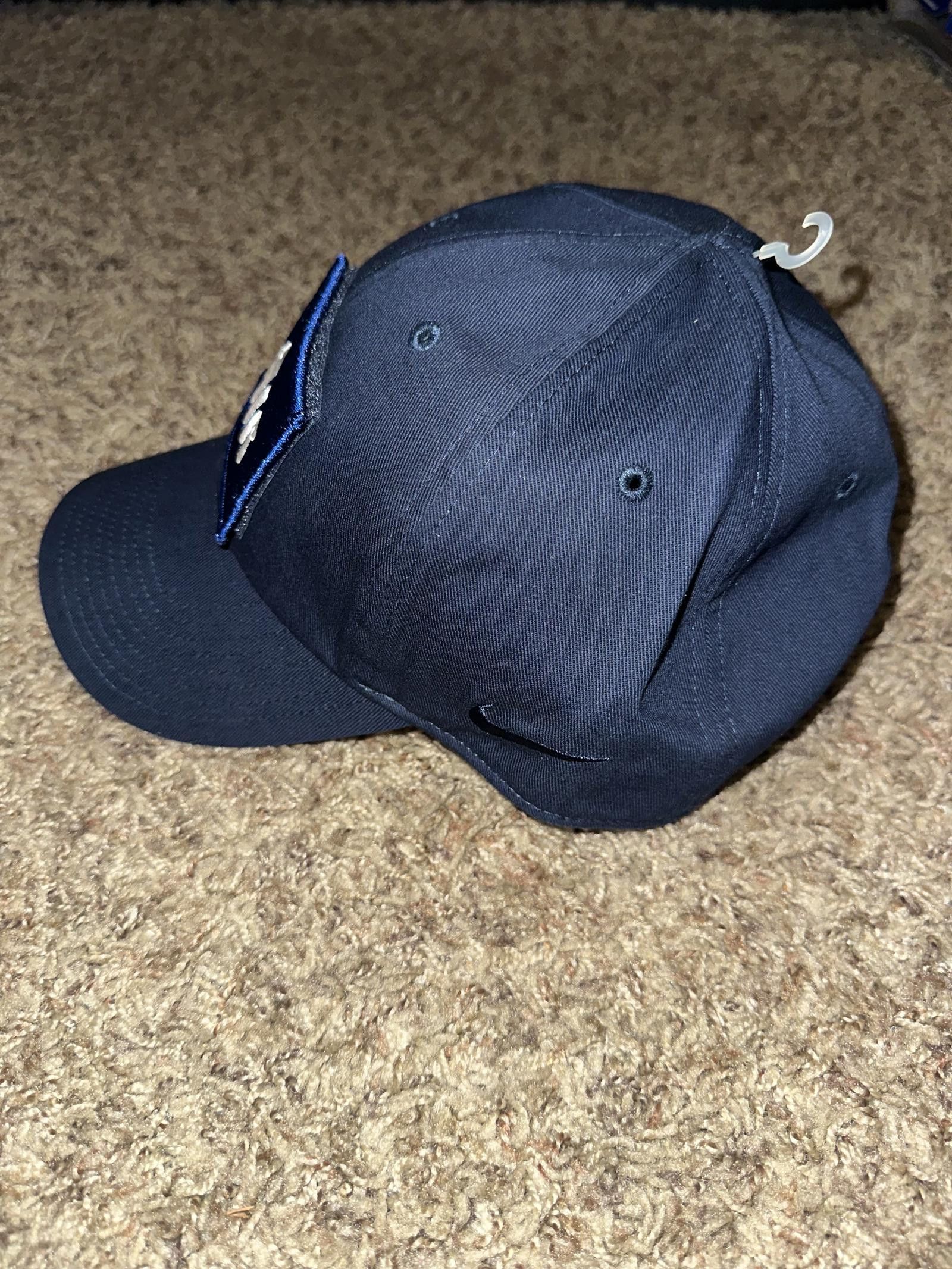 Nike Nike Air More Uptempo Olympic SnapBack Navy Hat 2016 LMTD Size ONE SIZE - 4 Thumbnail