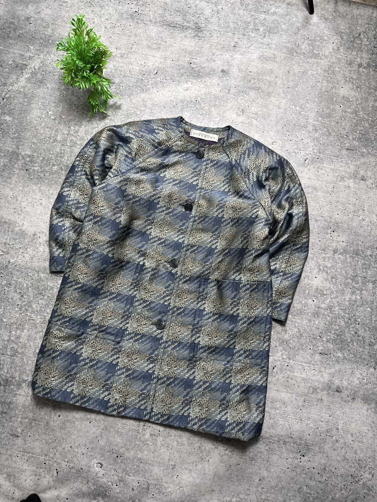 Givenchy Vintage 90s Givenchy Boutiques Quilt France Archive Coat Size M / US 6-8 / IT 42-44 - 3 Thumbnail