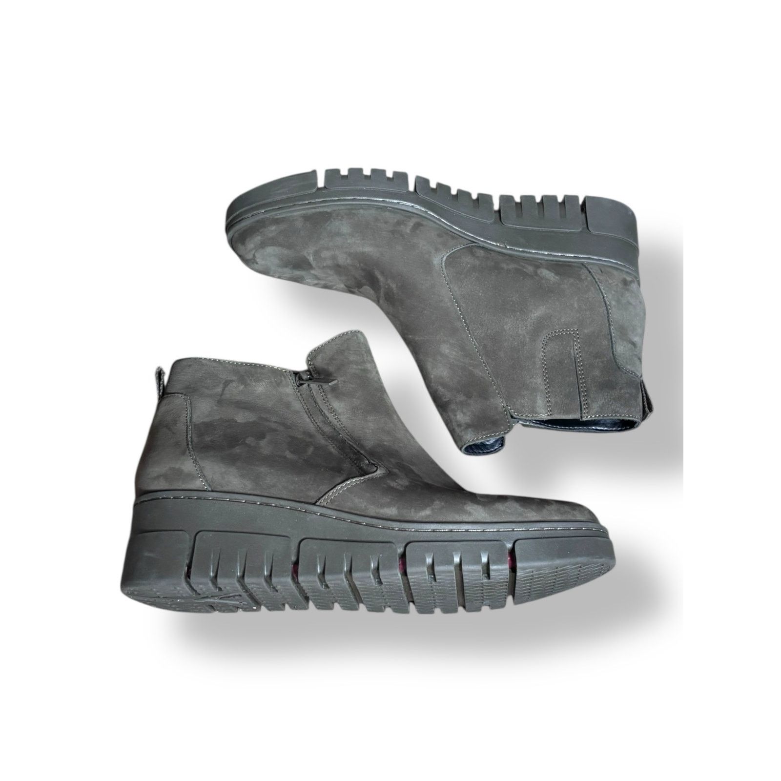 Vionic Vionic Uptown Sur Dark Khaki Nubuck Waterproof Platform 8 Size US 8 / IT 38 - 2 Thumbnail
