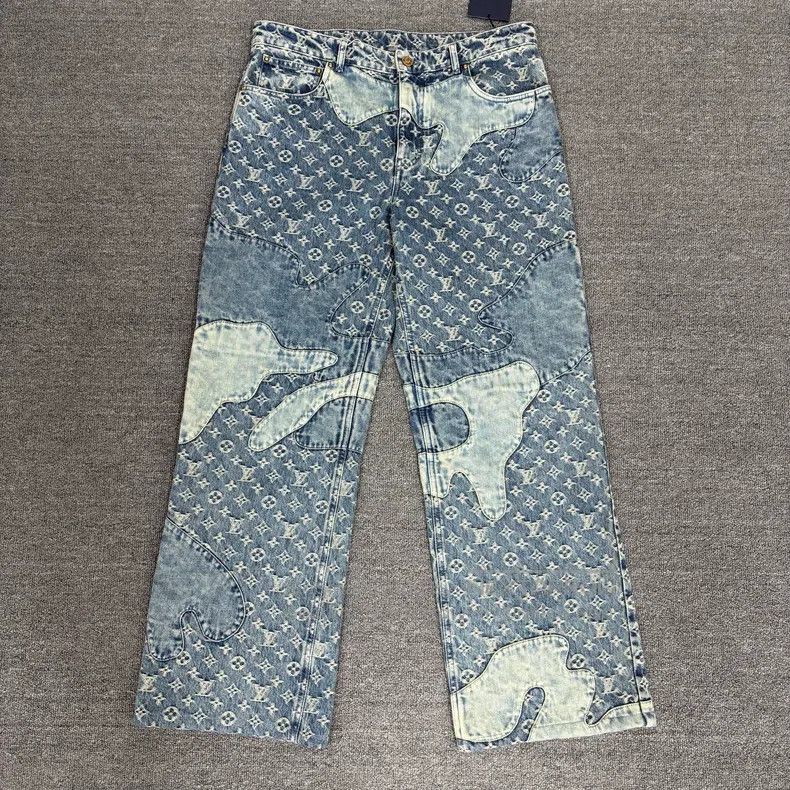 Louis Vuitton Louis Vuitton Full Print Jeans Size US 32 / EU 48 - 1 Thumbnail