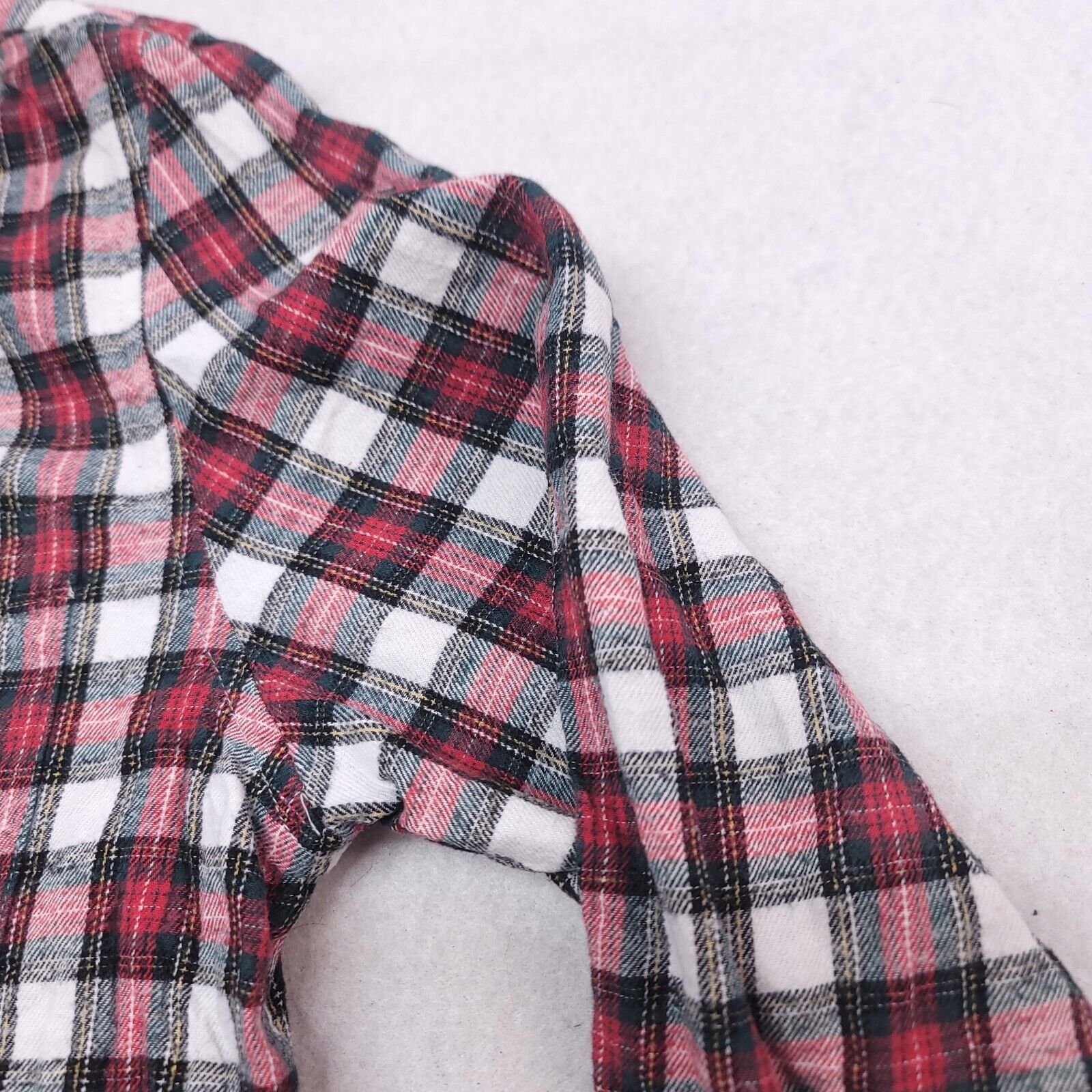 St. Johns Bay St Johns Bay Tartan Flannel Button Up Shirt Mens Size S Red Size US S / EU 44-46 / 1 - 5 Thumbnail