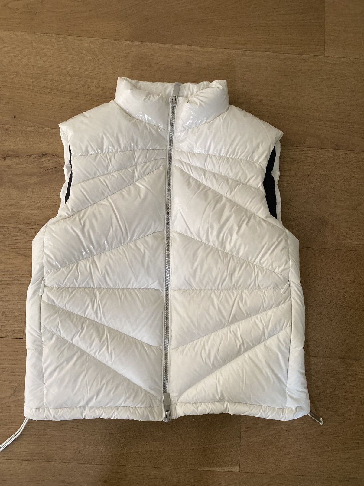 image of Armani Exchange Shine Puffer Vest Gilet in White, Men's (Size Small)