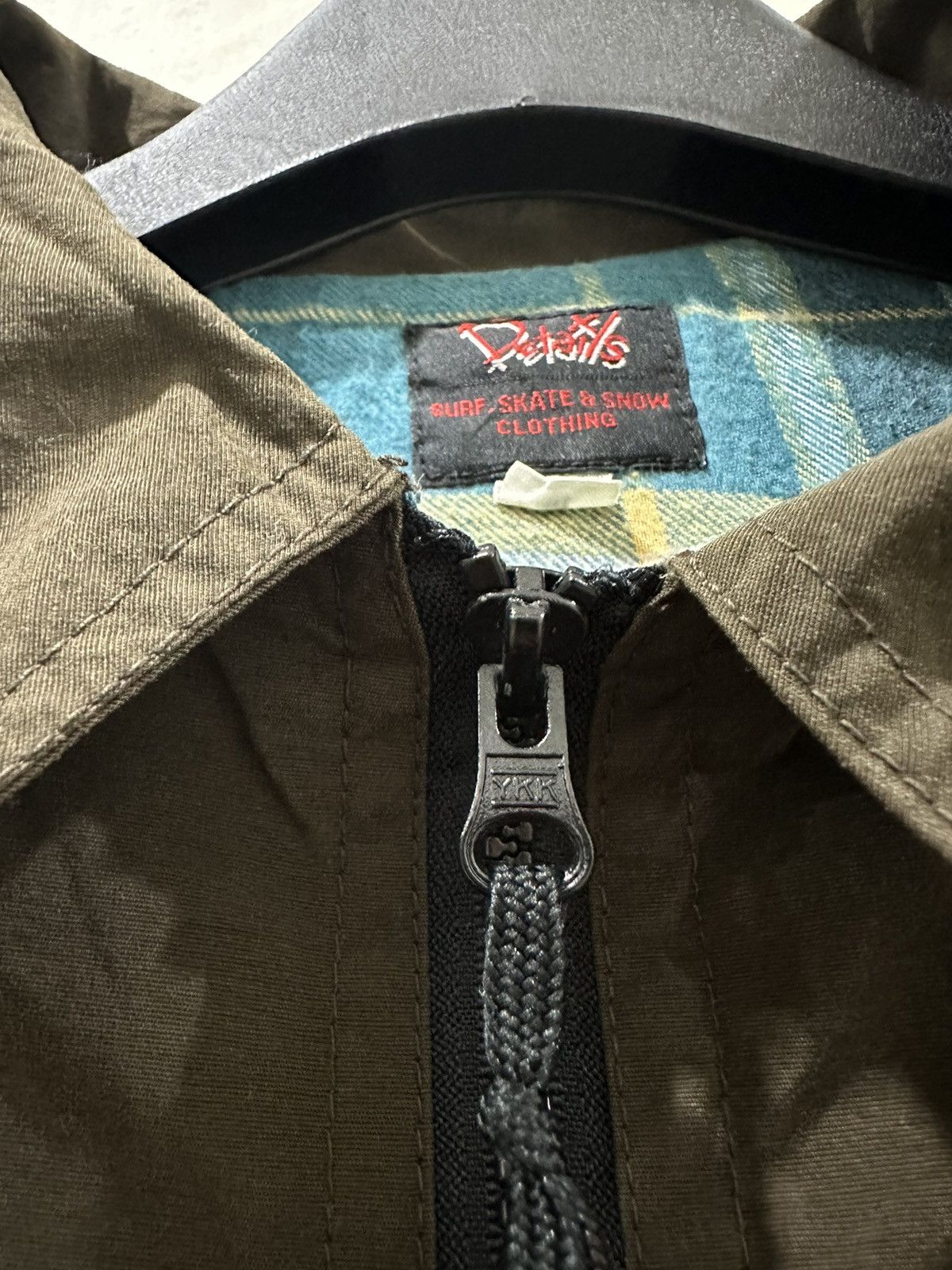 Vintage Y2K Details Skate Surf Brand Zipper Jacket Fit M To L Size US M / EU 48-50 / 2 - 9 Thumbnail
