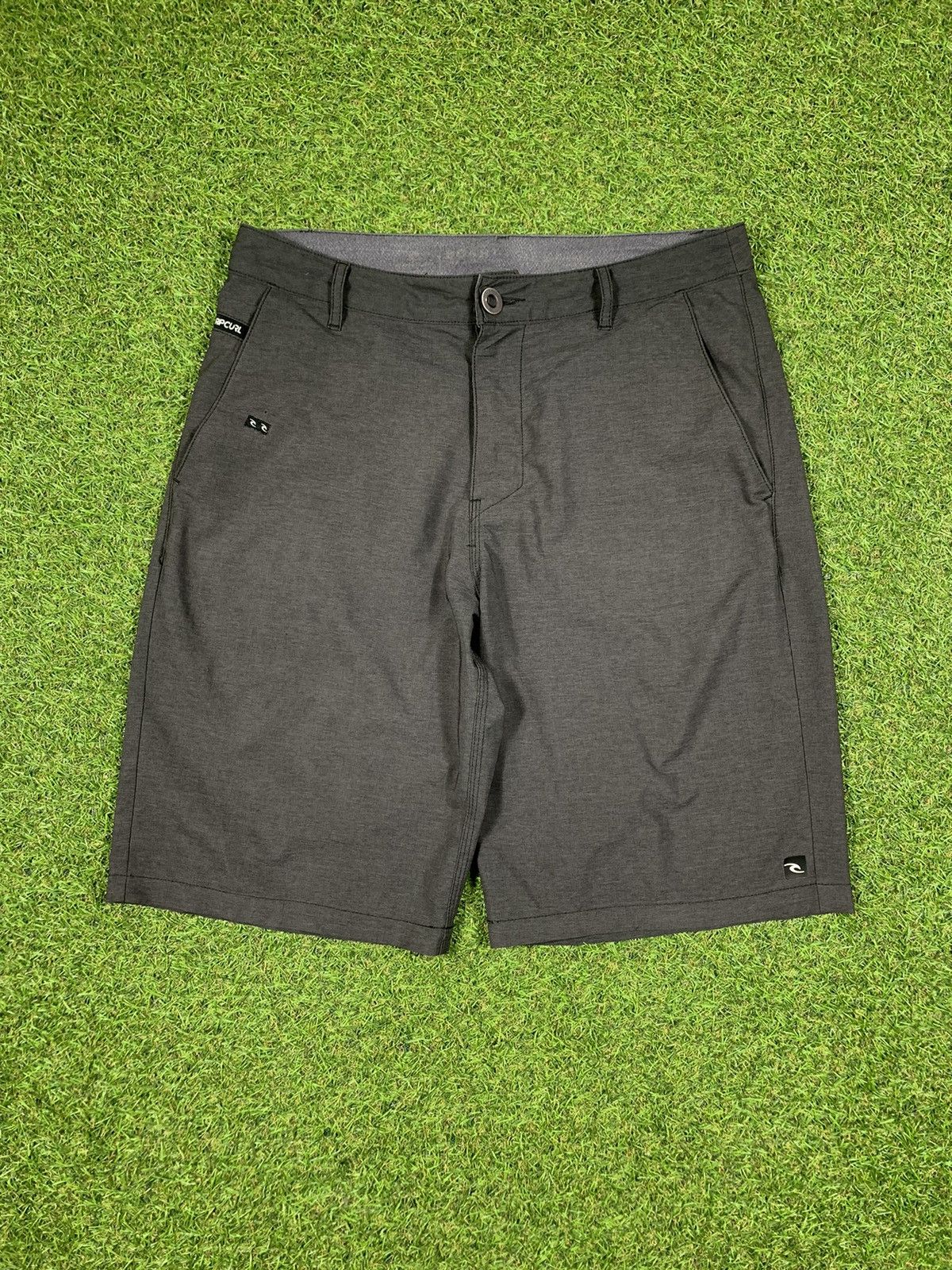 Rip Curl Vintage Rip Curl shorts surf streetwear style Size US 32 / EU 48 - 1 Thumbnail