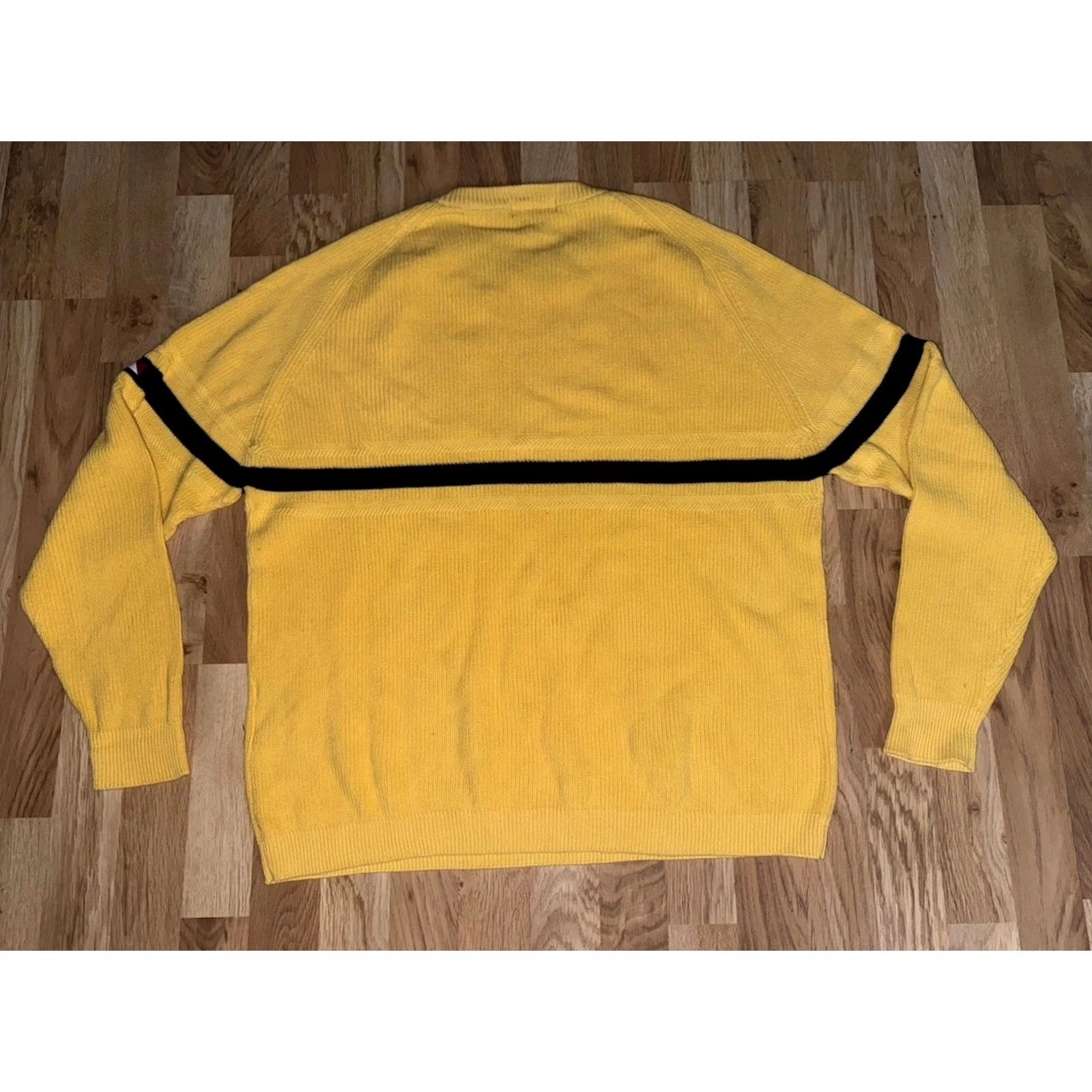 Nautica VINTAGE Nautica Sweater Men's L Yellow Spell Out Size US L / EU 52-54 / 3 - 4 Thumbnail