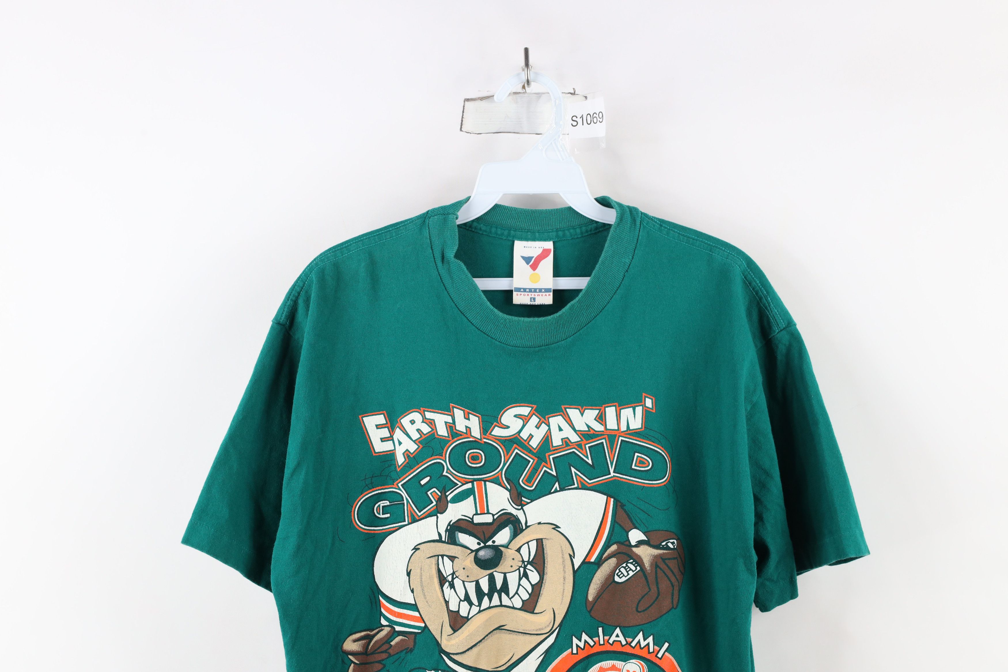 Vintage Vintage 90s Tazmanian Devil Miami Dolphins T-Shirt USA Size US L / EU 52-54 / 3 - 2 Thumbnail